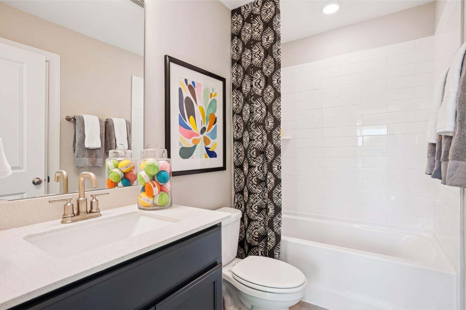 Fontana - Third Floor Bath