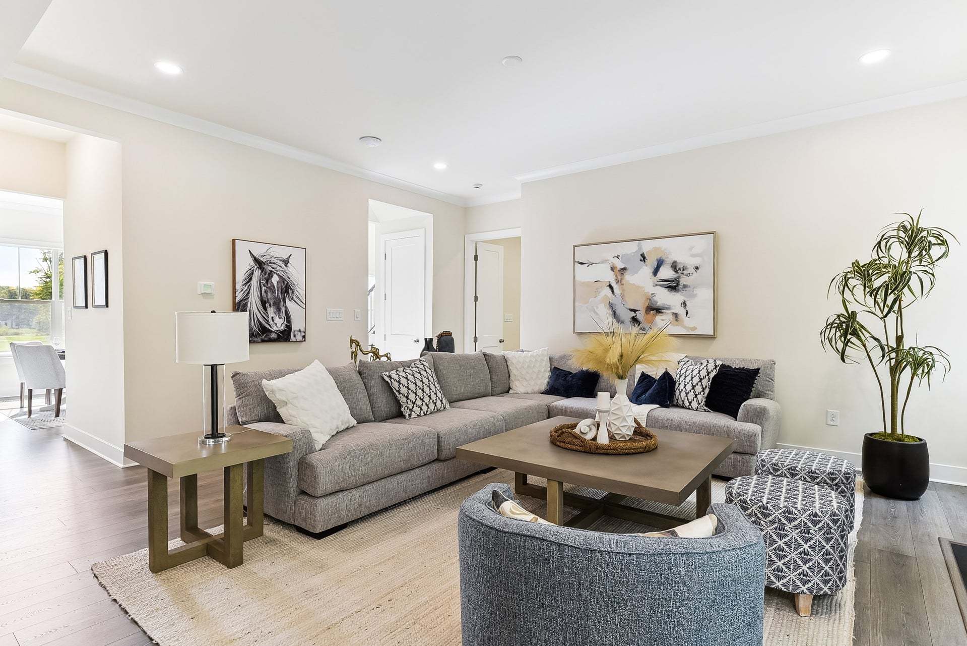Lexington II Living Room 2