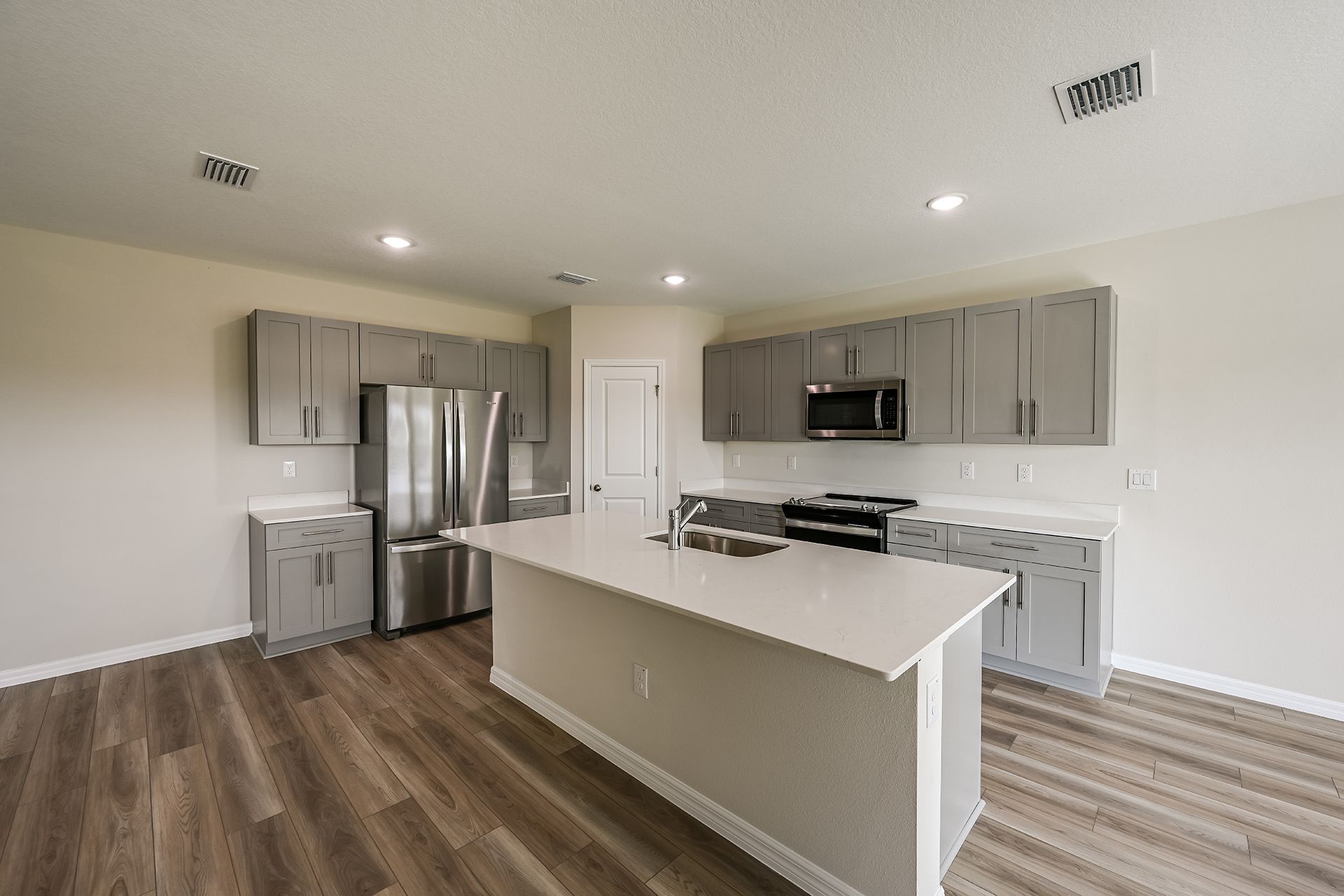 Valencia Kitchen