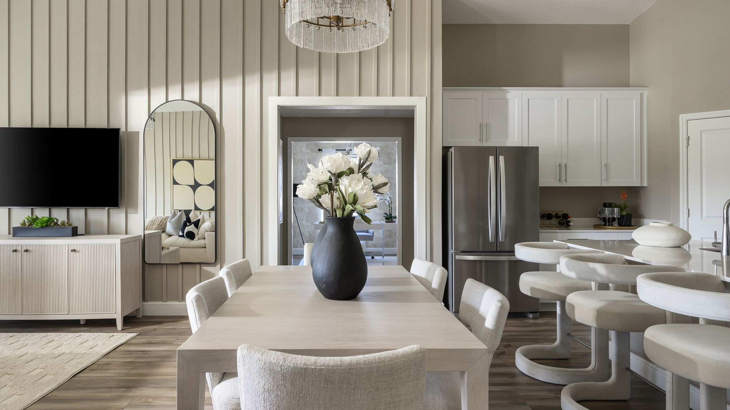 Jazmin Model Dining Area