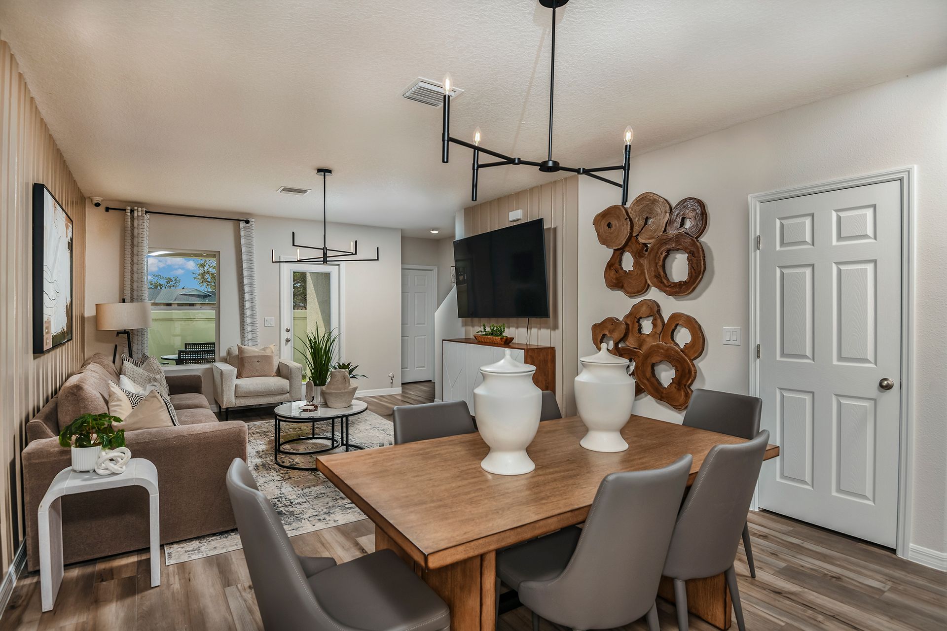 Cartagena Dining + Living Room