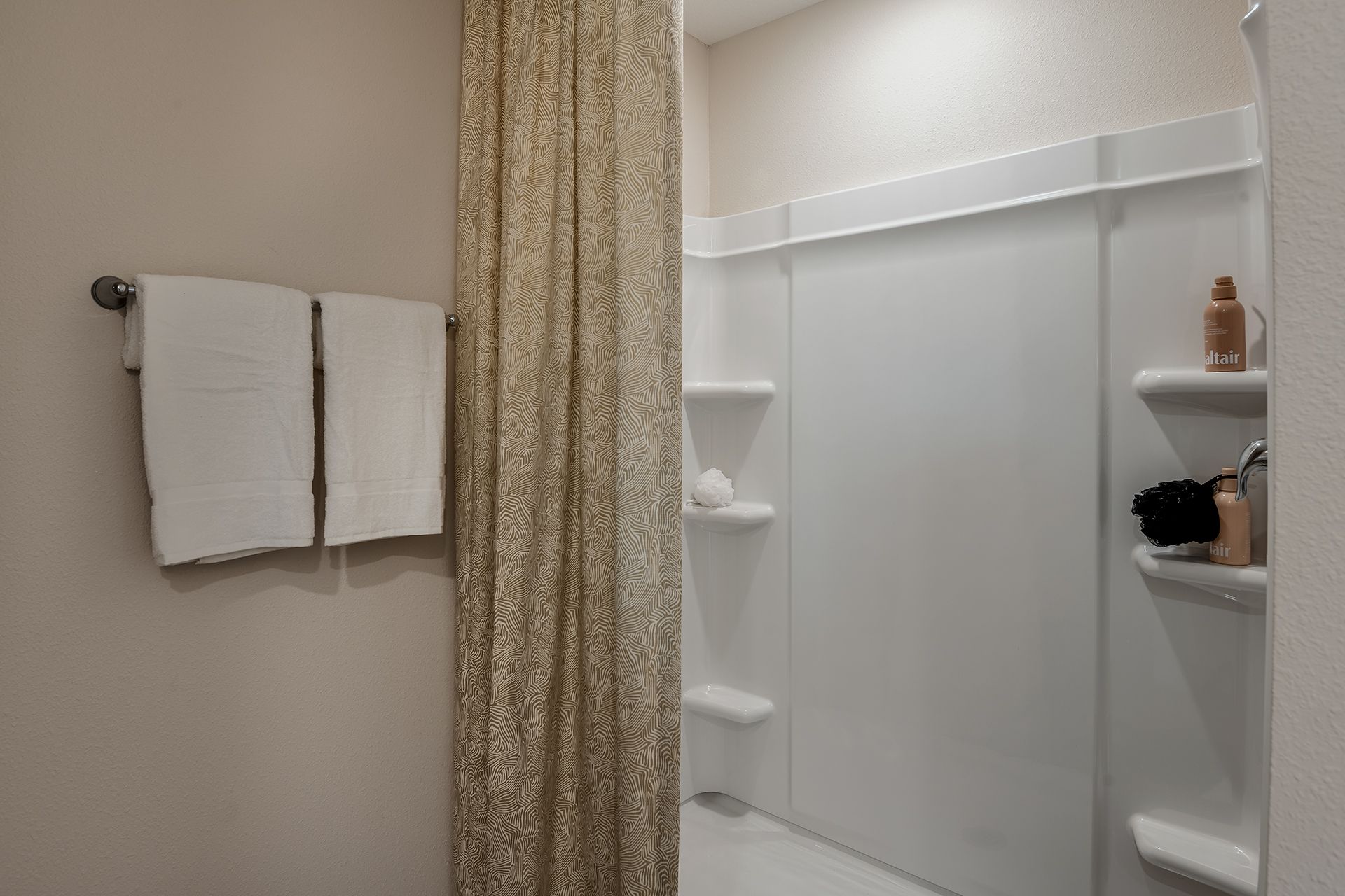 Cartagena Bathroom