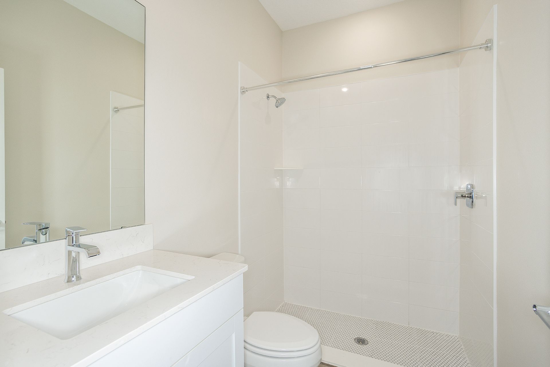 Pasadena Woods Mariposa Bathroom