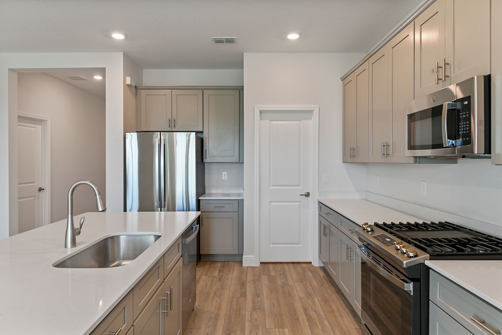 Calusa - Rustic Retreat Interior Design