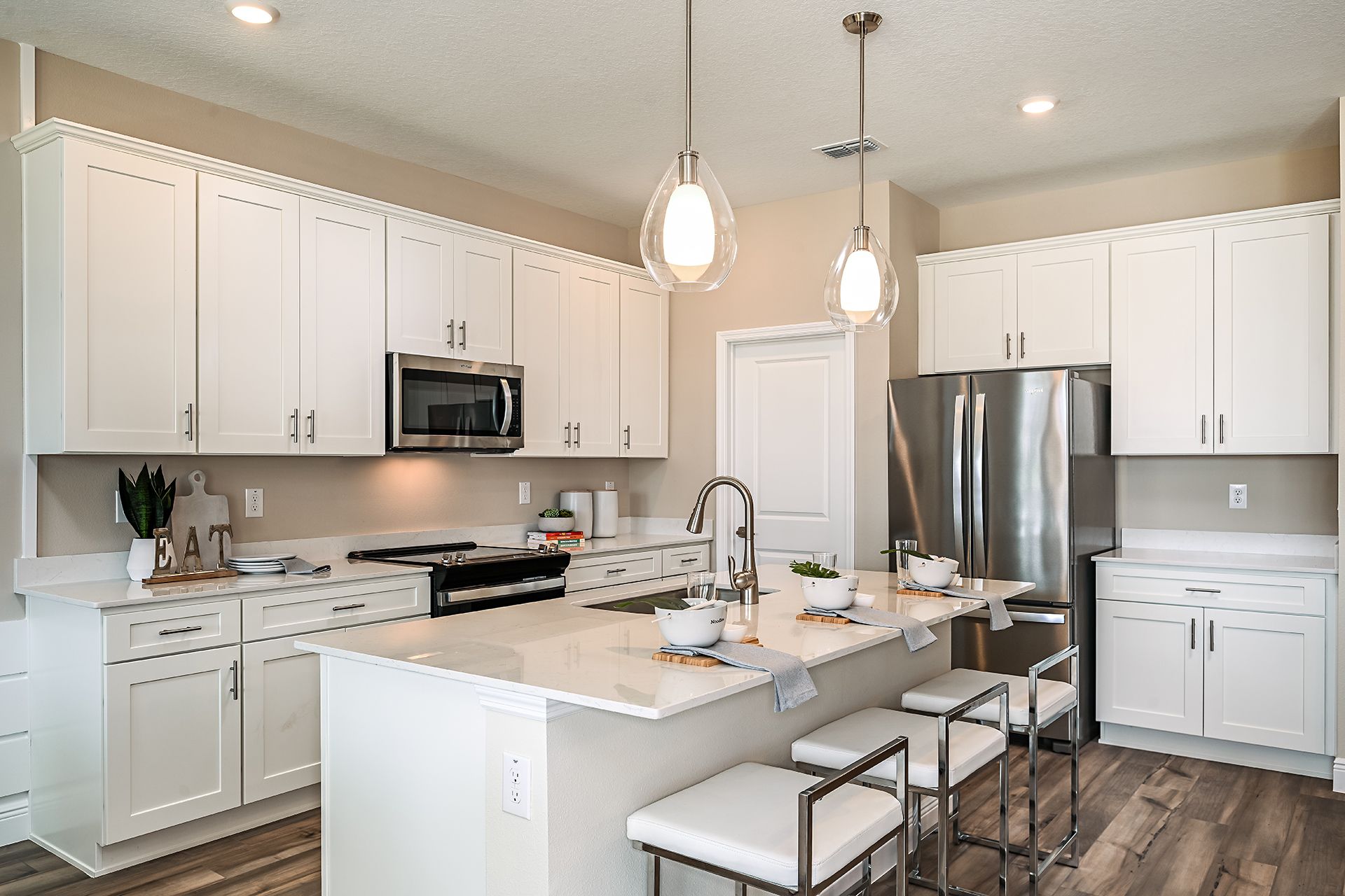 Mariposa - Traditional Charm Interior Design