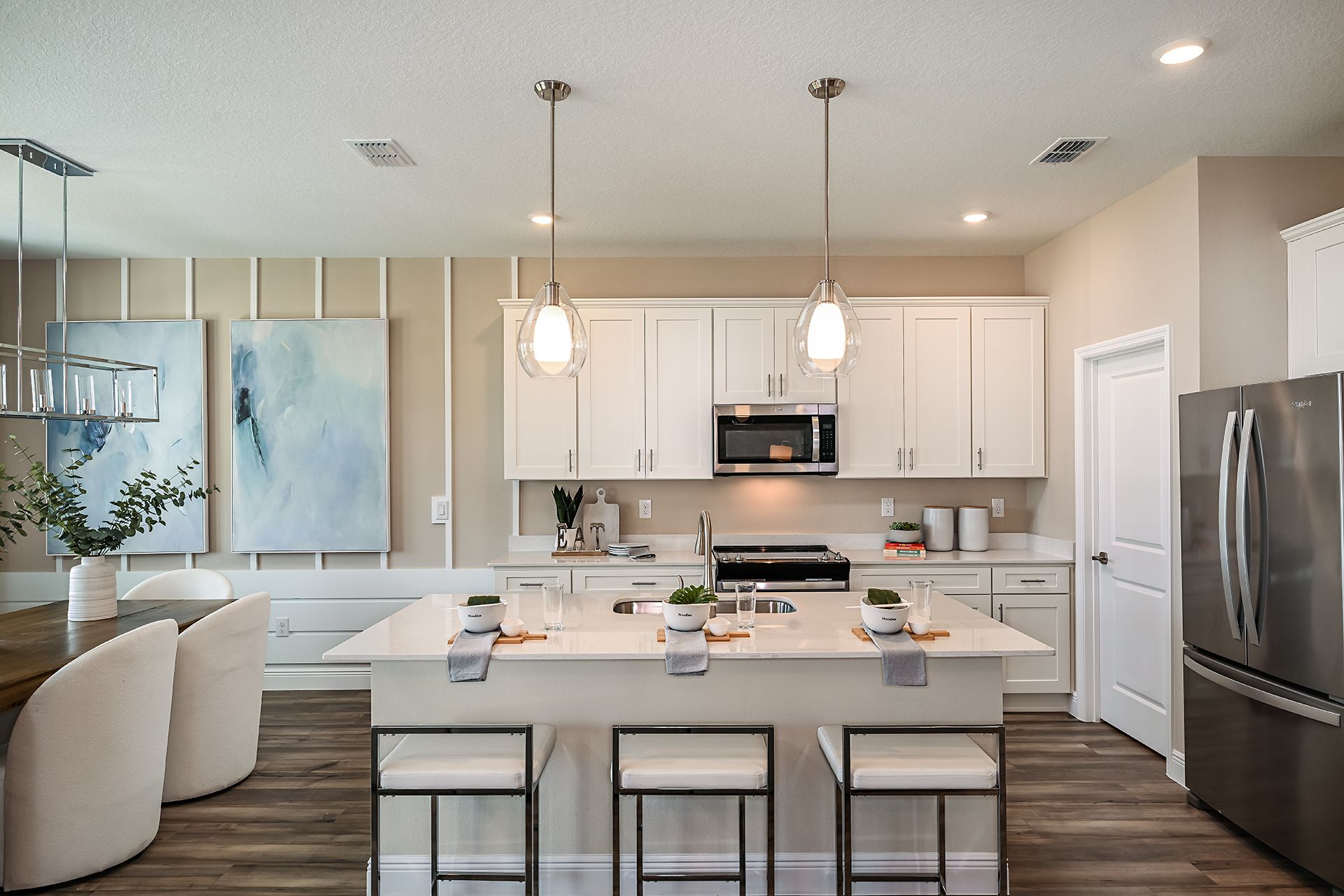 Mariposa - Traditional Charm Interior Design