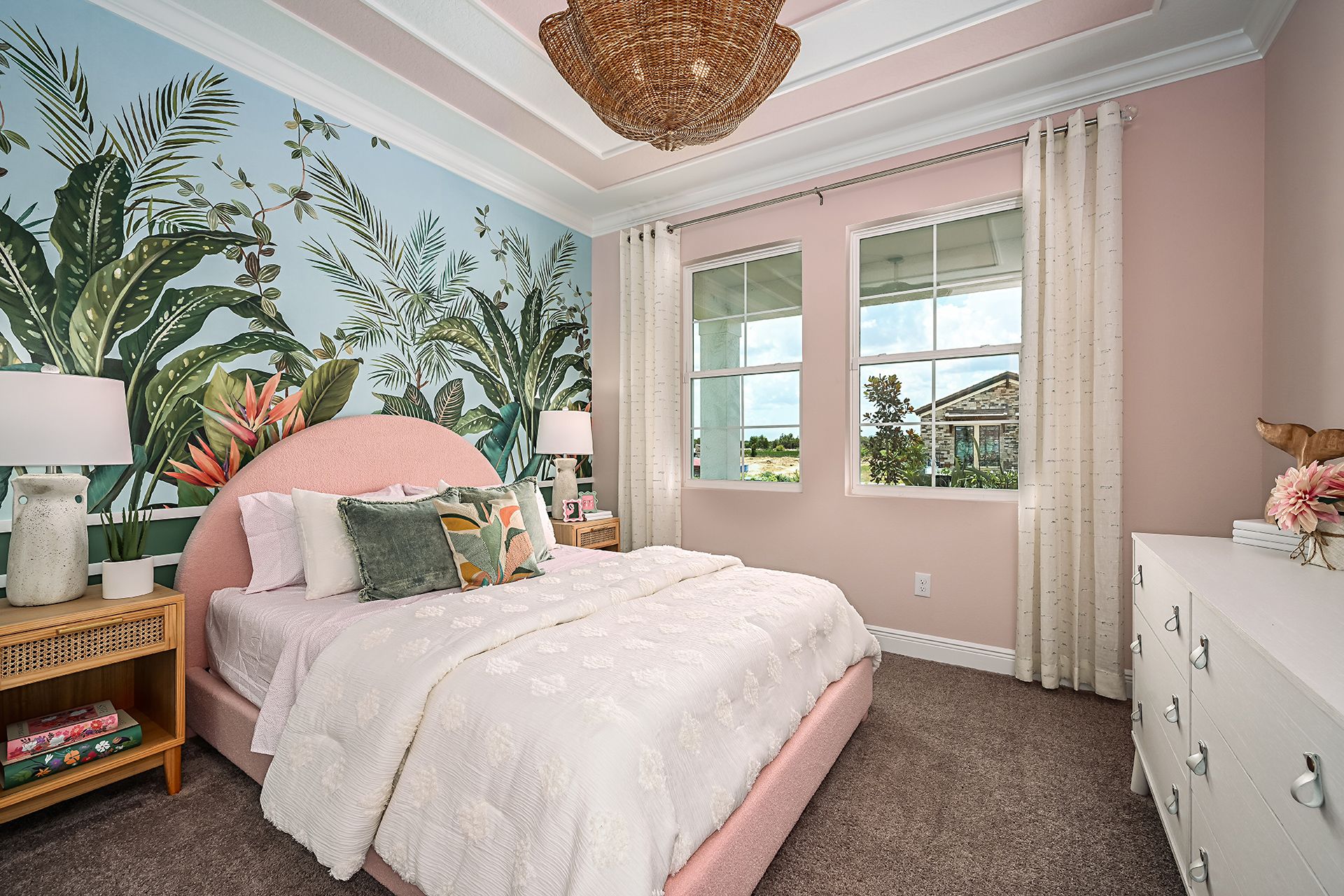 Mariposa - Traditional Charm Interior Design