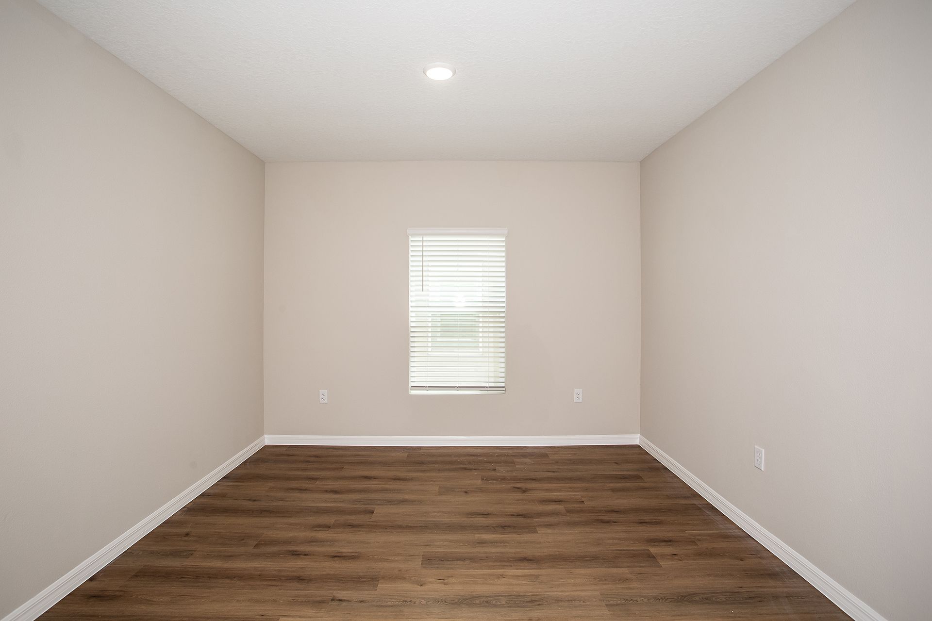 Catalina - Cool Cottage Interior Design