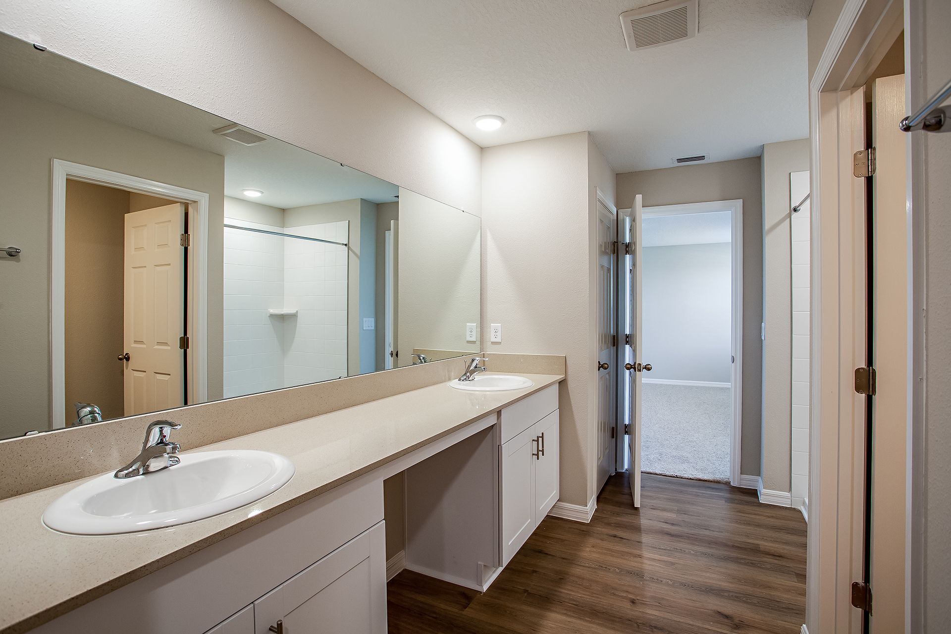 Catalina - Cool Cottage Interior Design