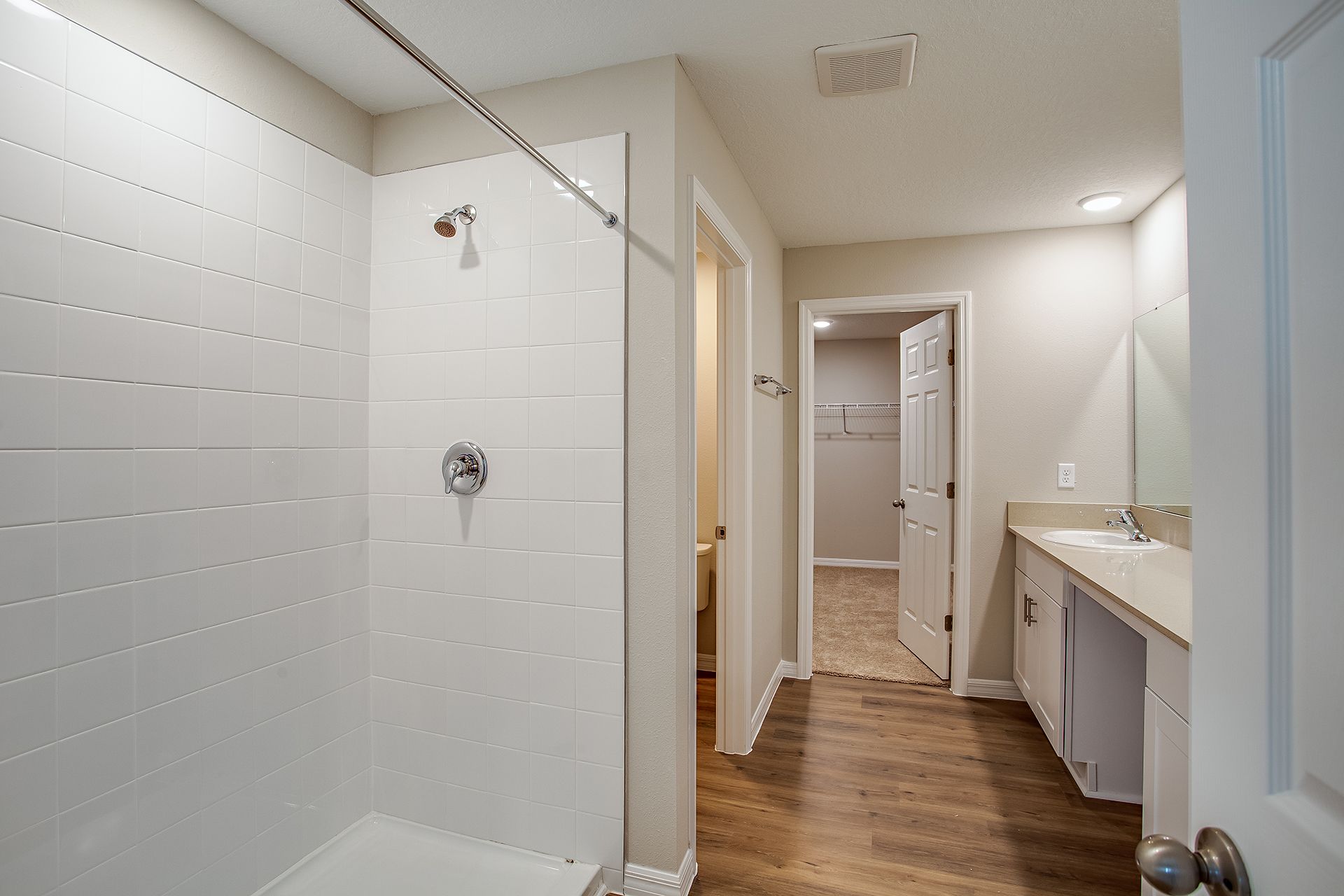 Catalina - Cool Cottage Interior Design