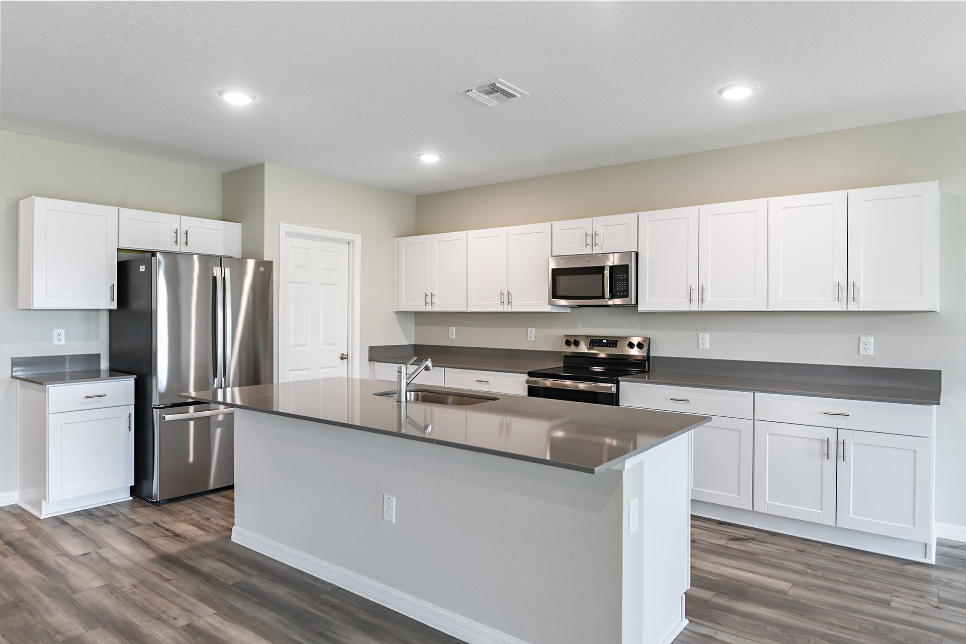 Mariana - Coastal Contemporary Interior Design