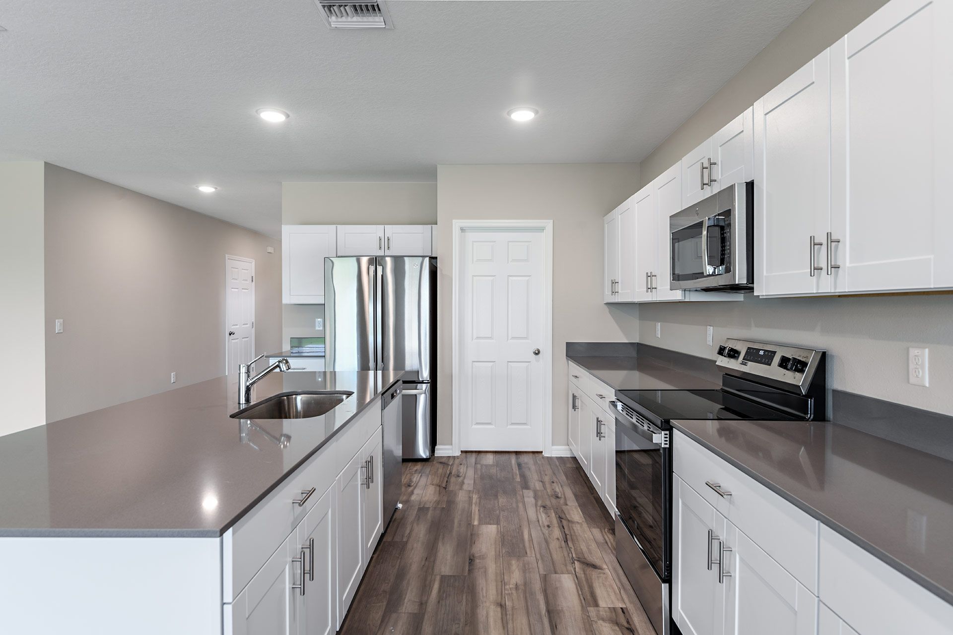 Mariana - Coastal Contemporary Interior Design