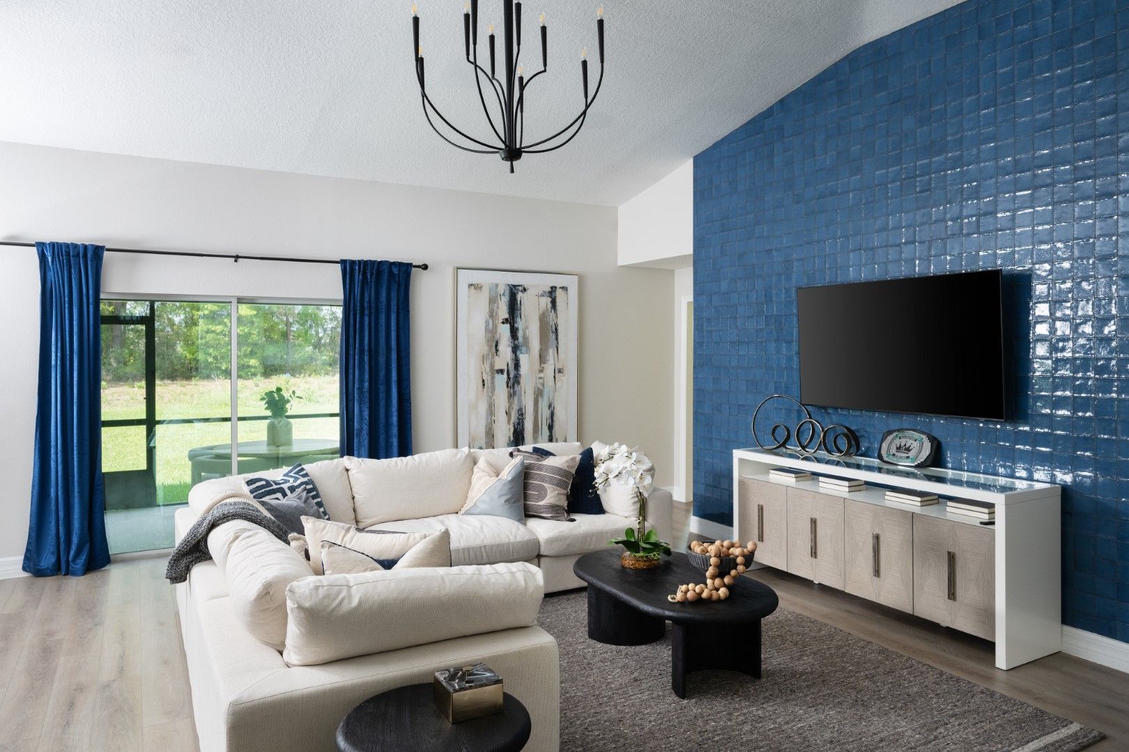 Palmetto | Living Room