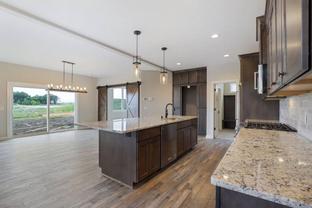Castle Gate Construction por Castle Gate Mokena LLC en Minneapolis-St. Paul Minnesota