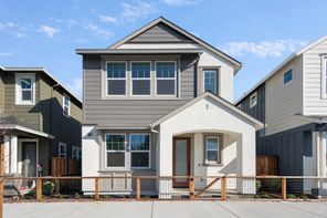 121 Amanda Way (Old Redwood - Plan 4)