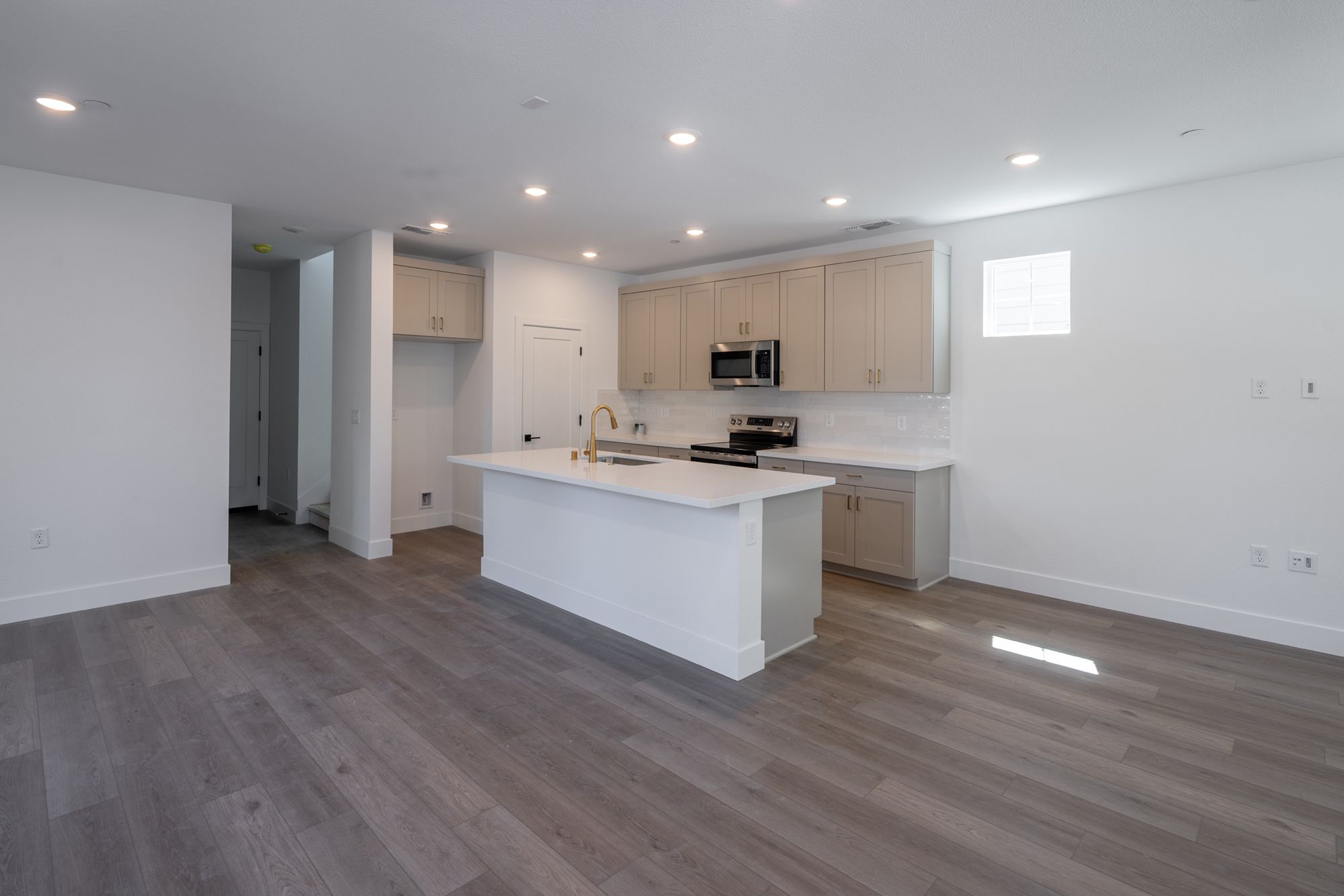 Kitchen & Great Room