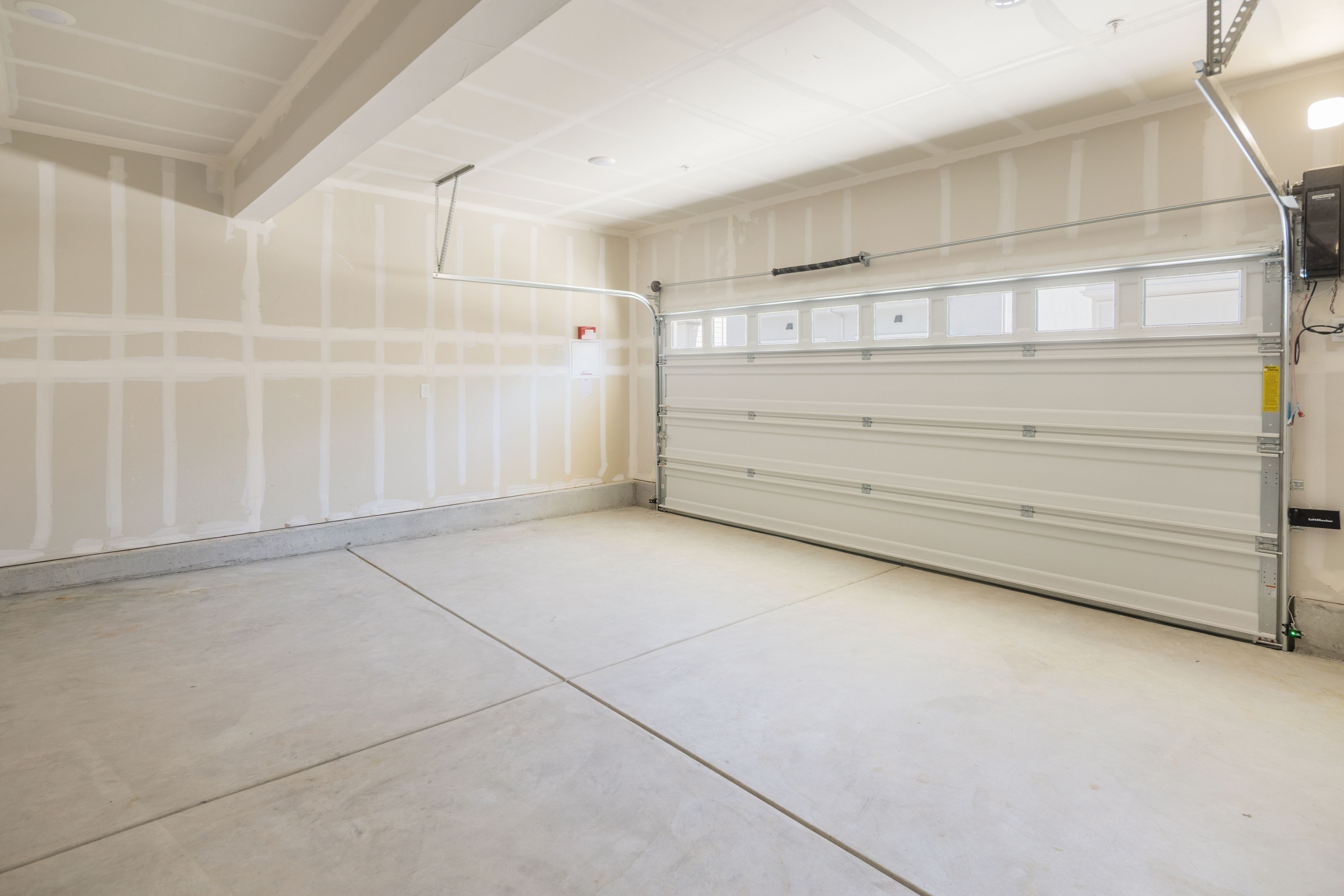 2-Car Garage