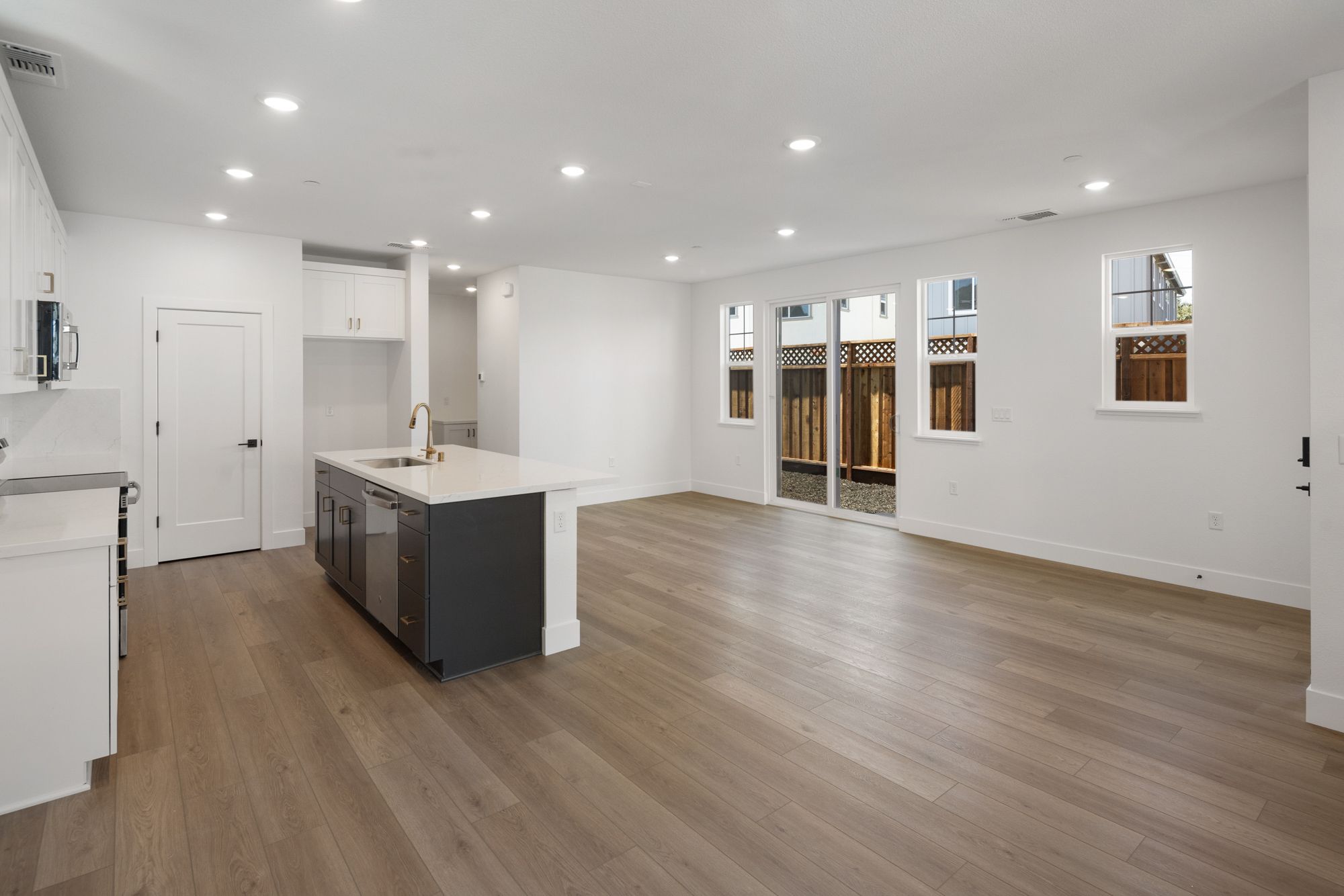 Kitchen & Great Room