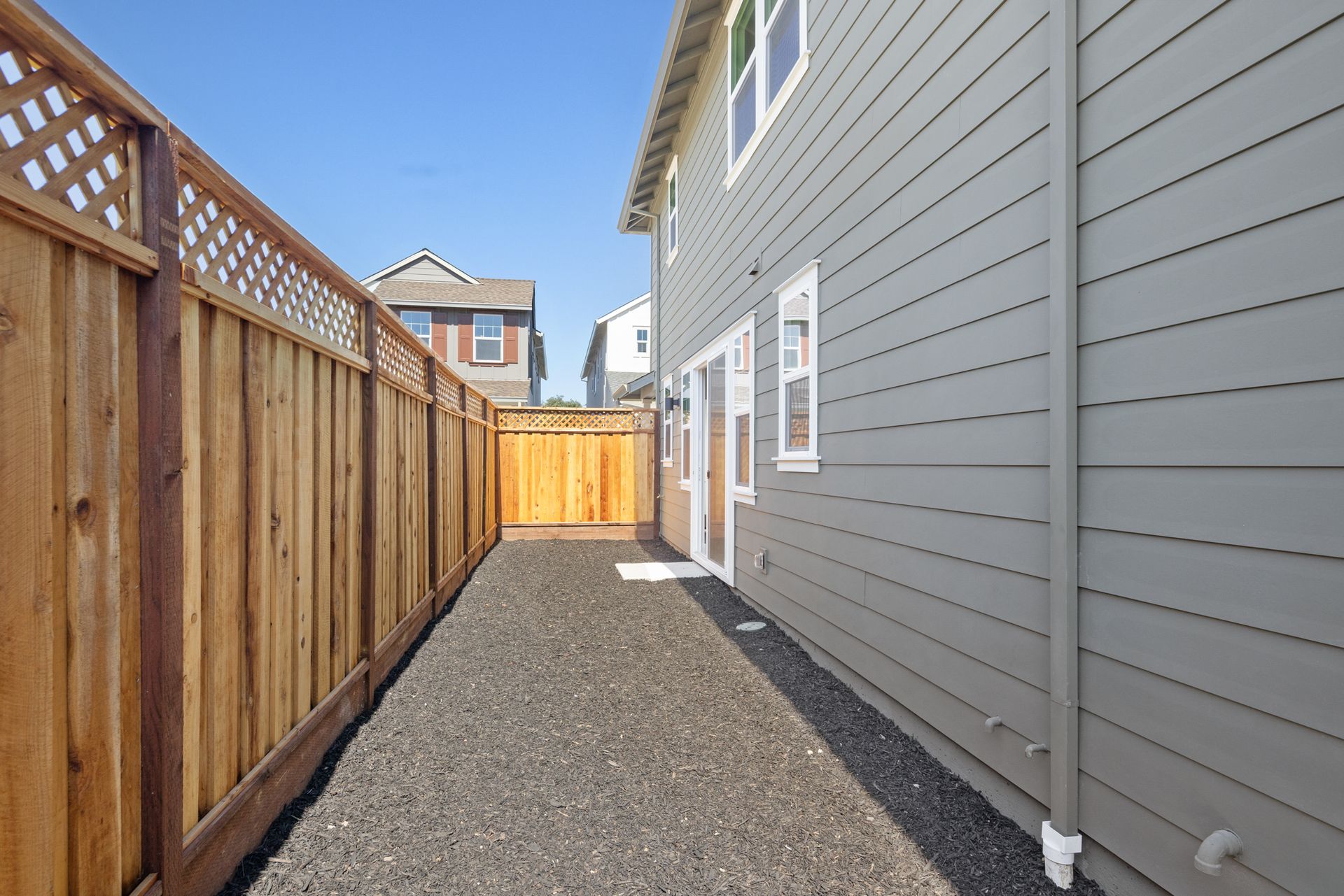 Fenced Side Yard