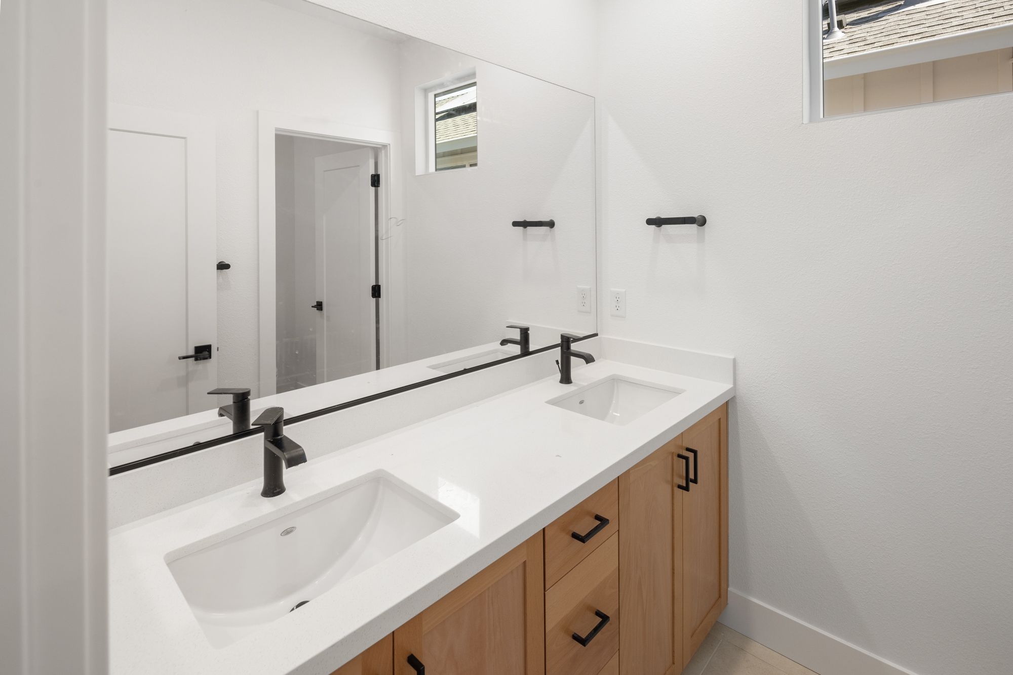 Secondary Bathroom Vanity