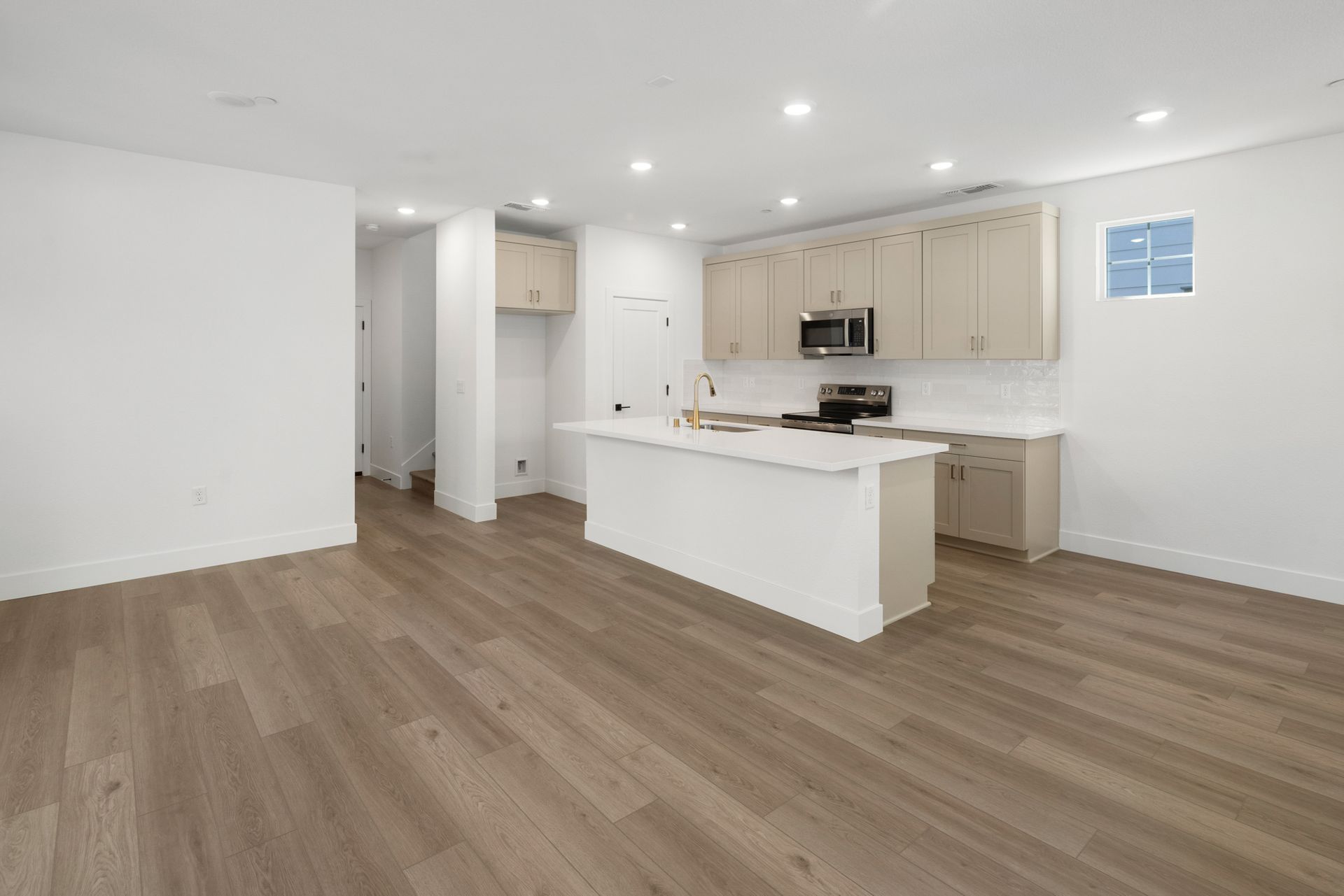 Kitchen & Great Room