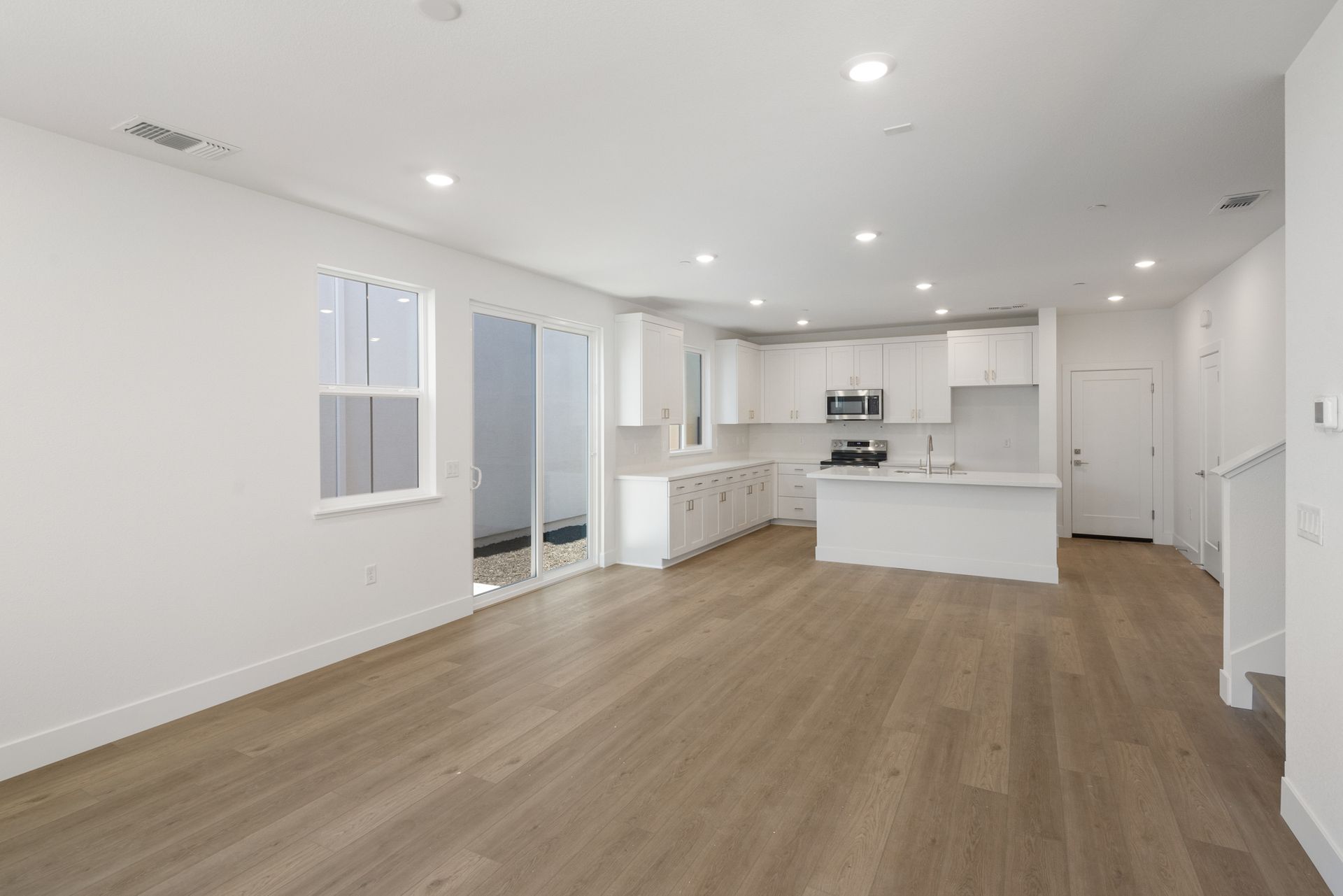 Kitchen & Great Room