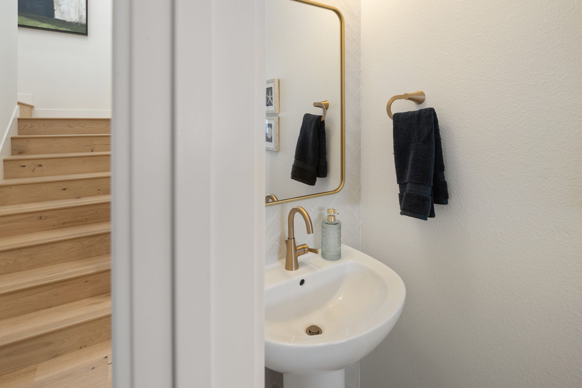 Plan 2 Powder Bathroom