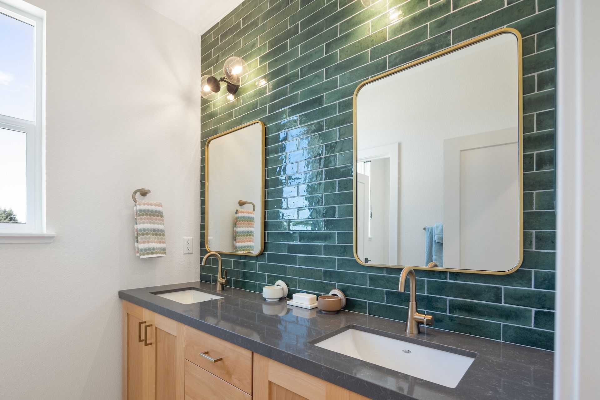 Plan 2 Bathroom 2
