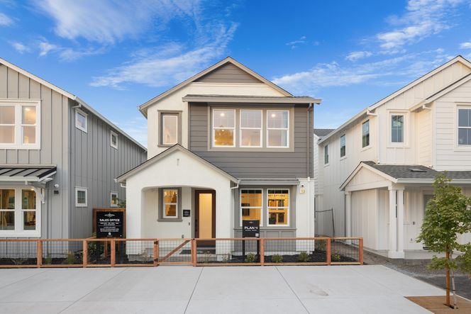 Cottage-Style Plan 4