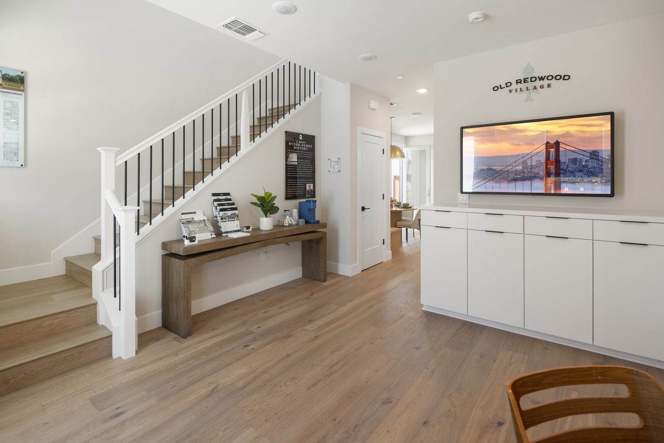 Plan 4 Flex Room/Entry