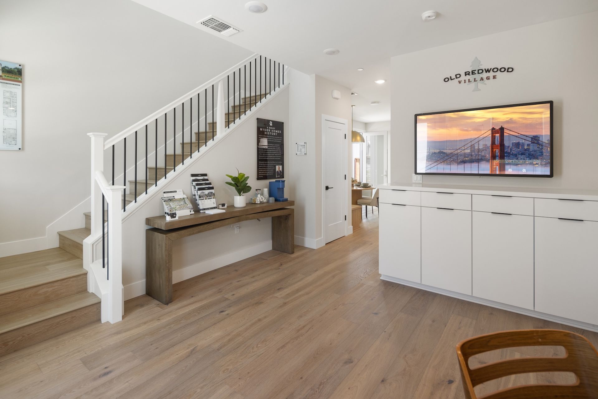 Plan 4 Flex Room/Entry