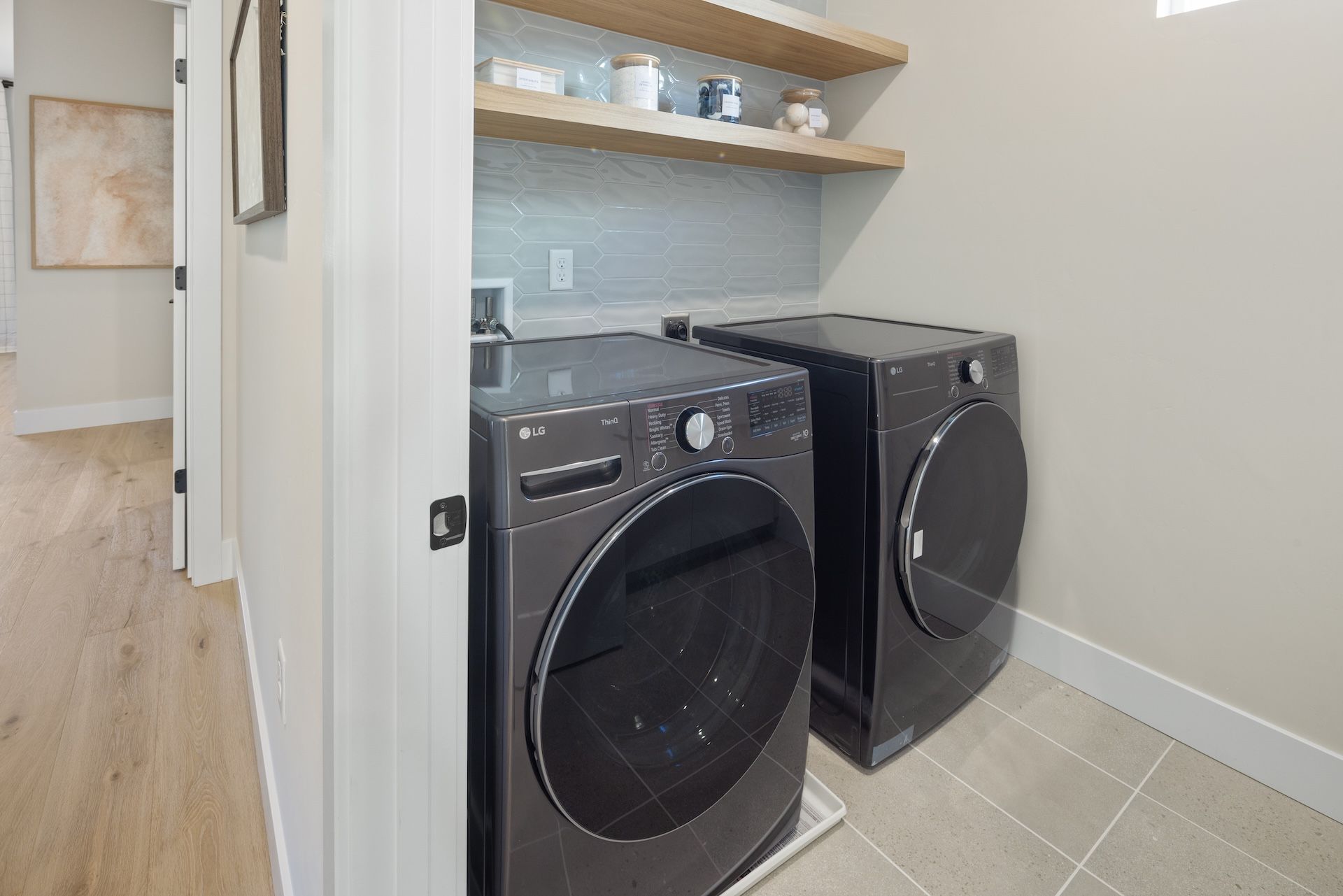 Plan 4 Laundry Room