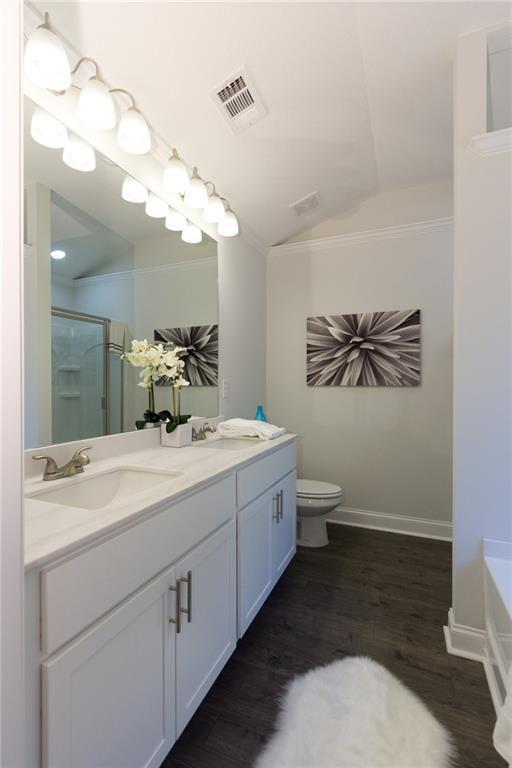 Master Bathroom with Double Vanity