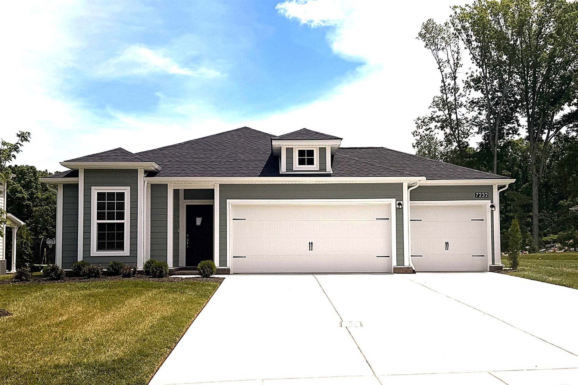 7232 Fairlawn Drive (Aquila)