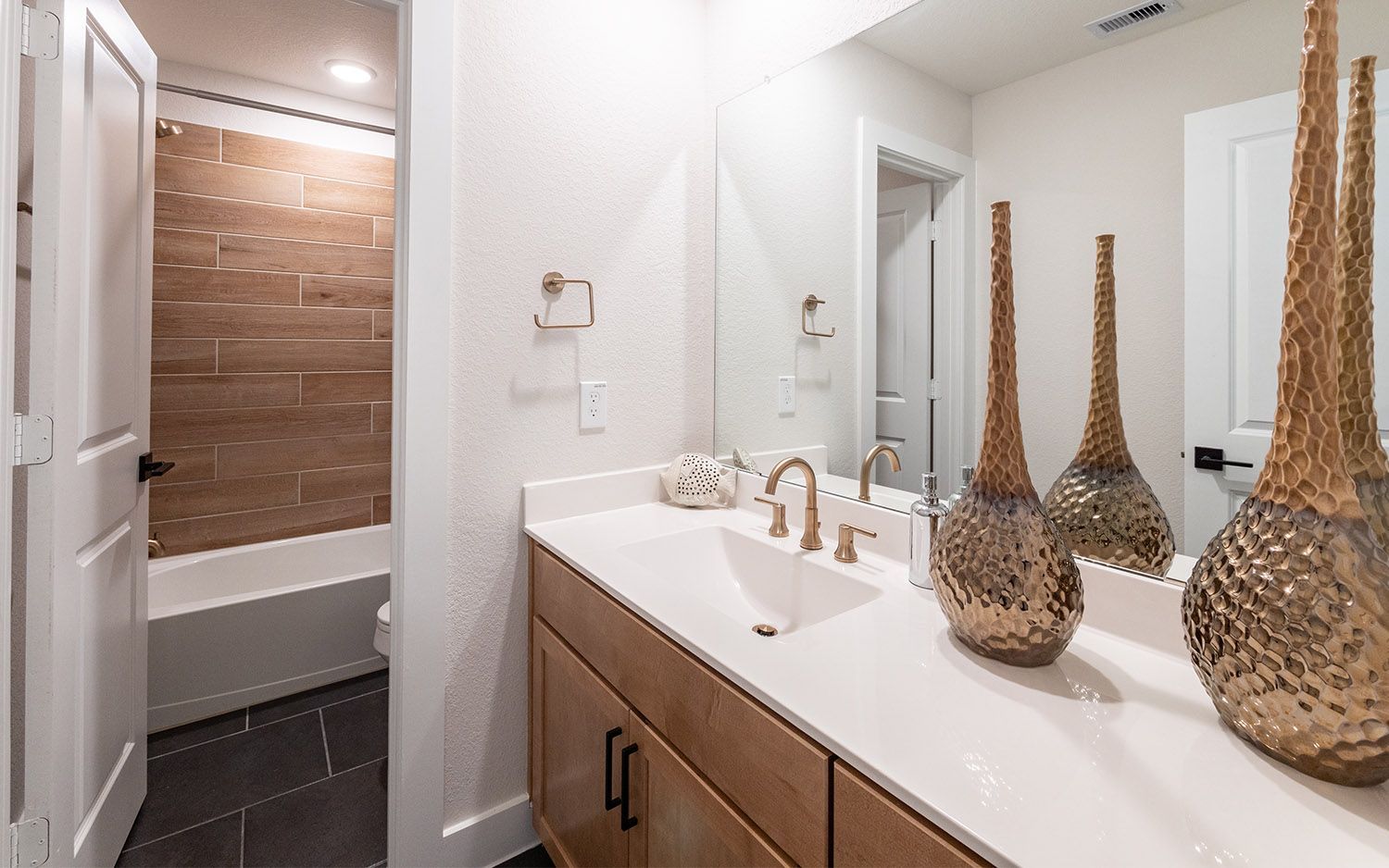 Bathroom #2
