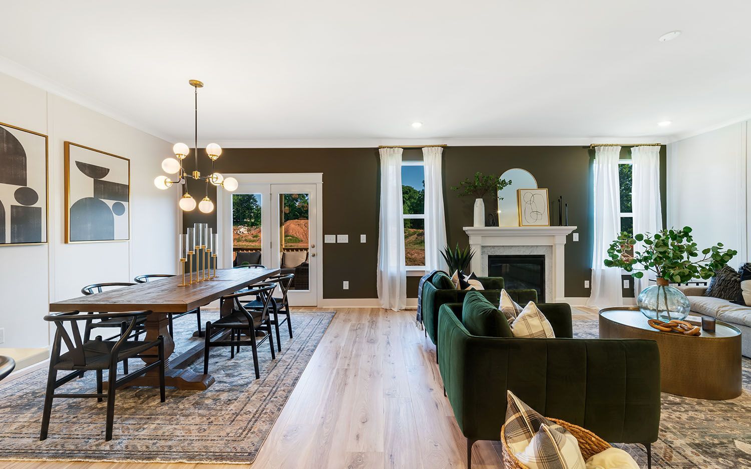 Great Room & Breakfast