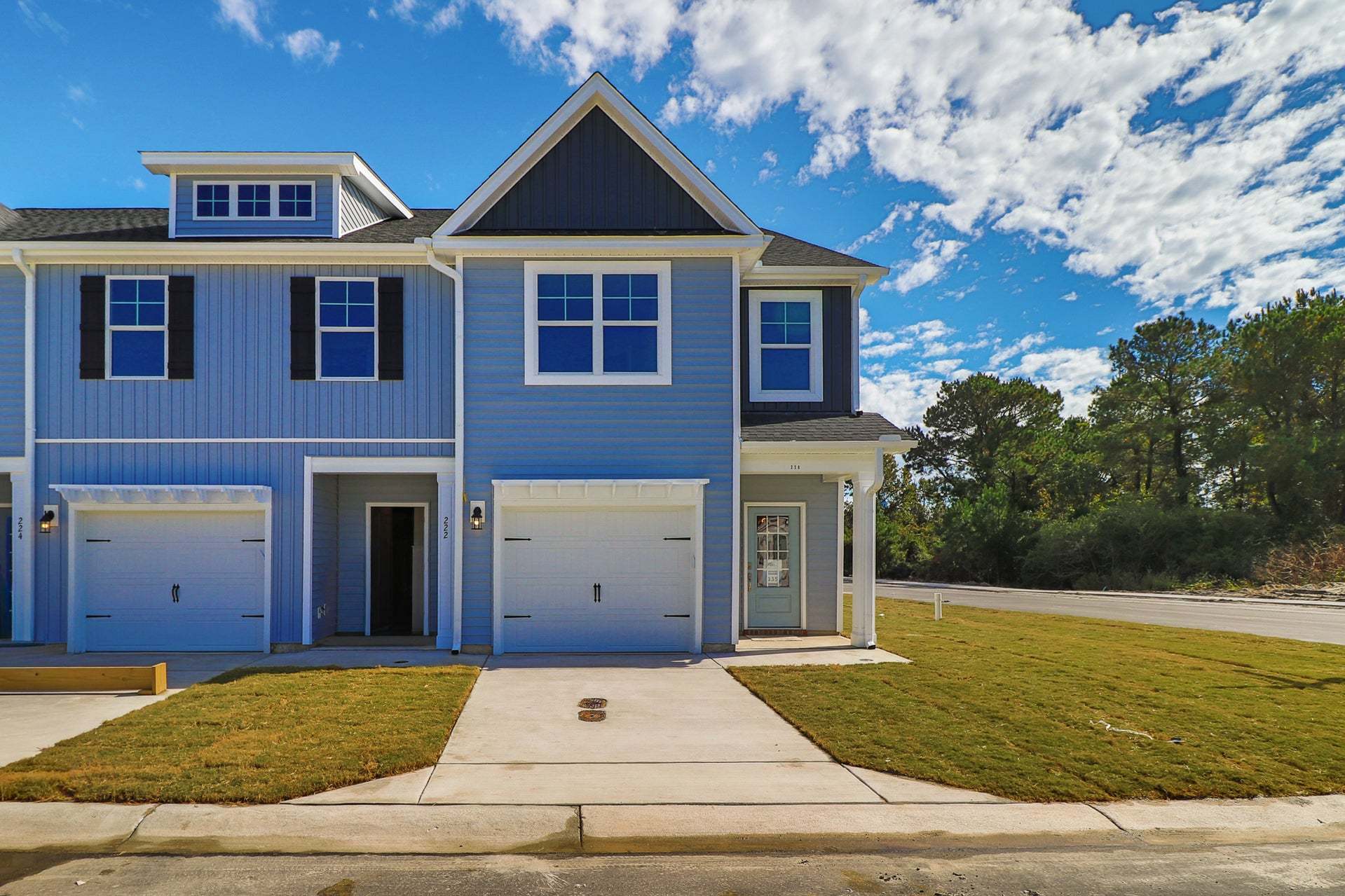 Right End Unit w/ B&B