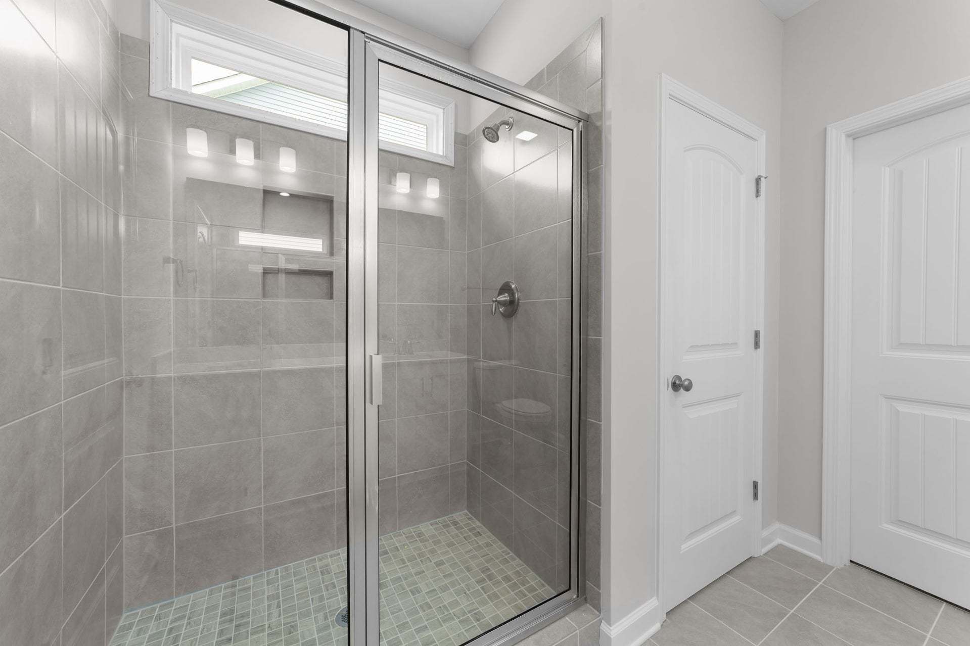 Shower Layout 2 Tile SHower Option