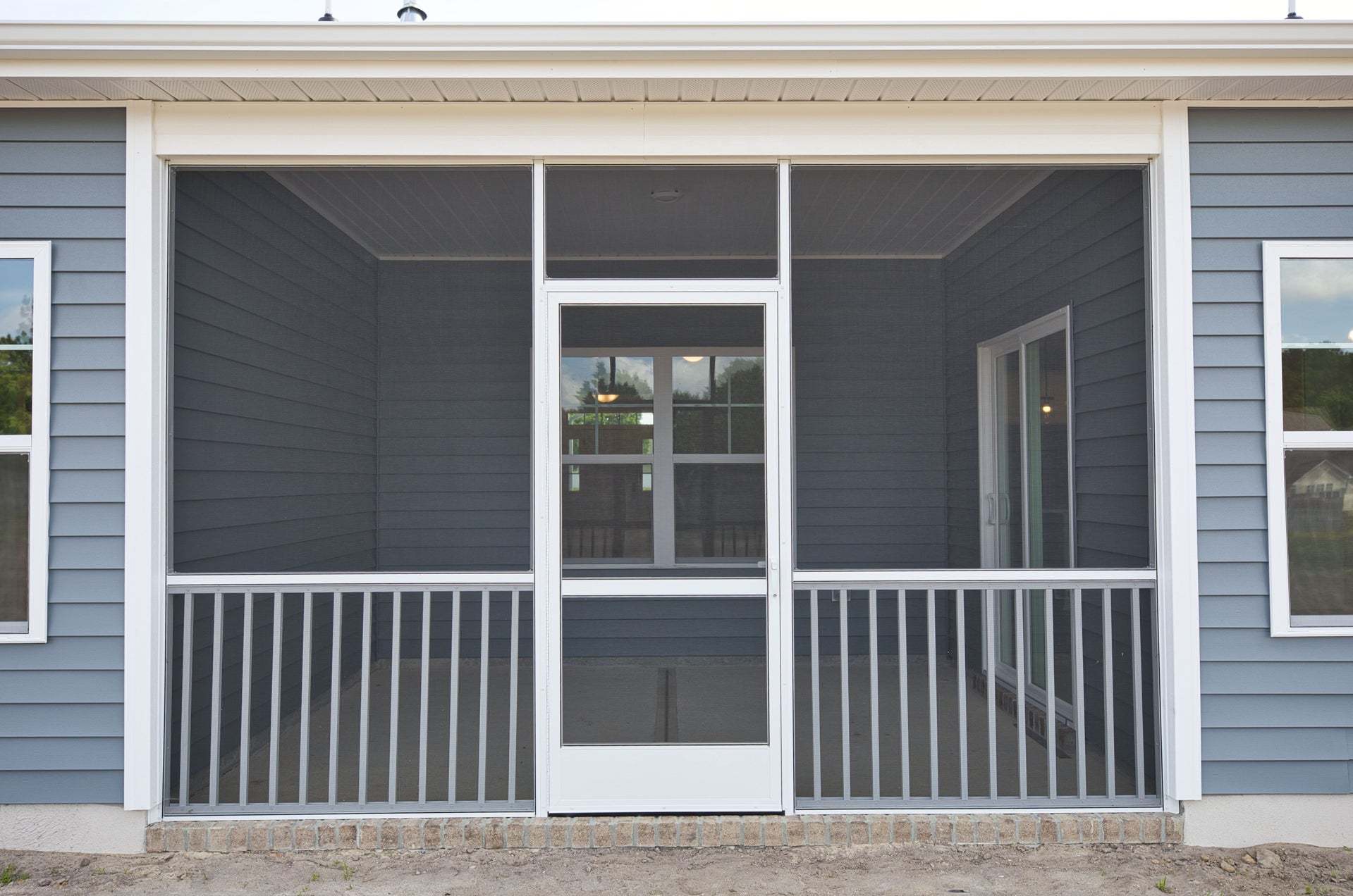 Screened-in Porch Option