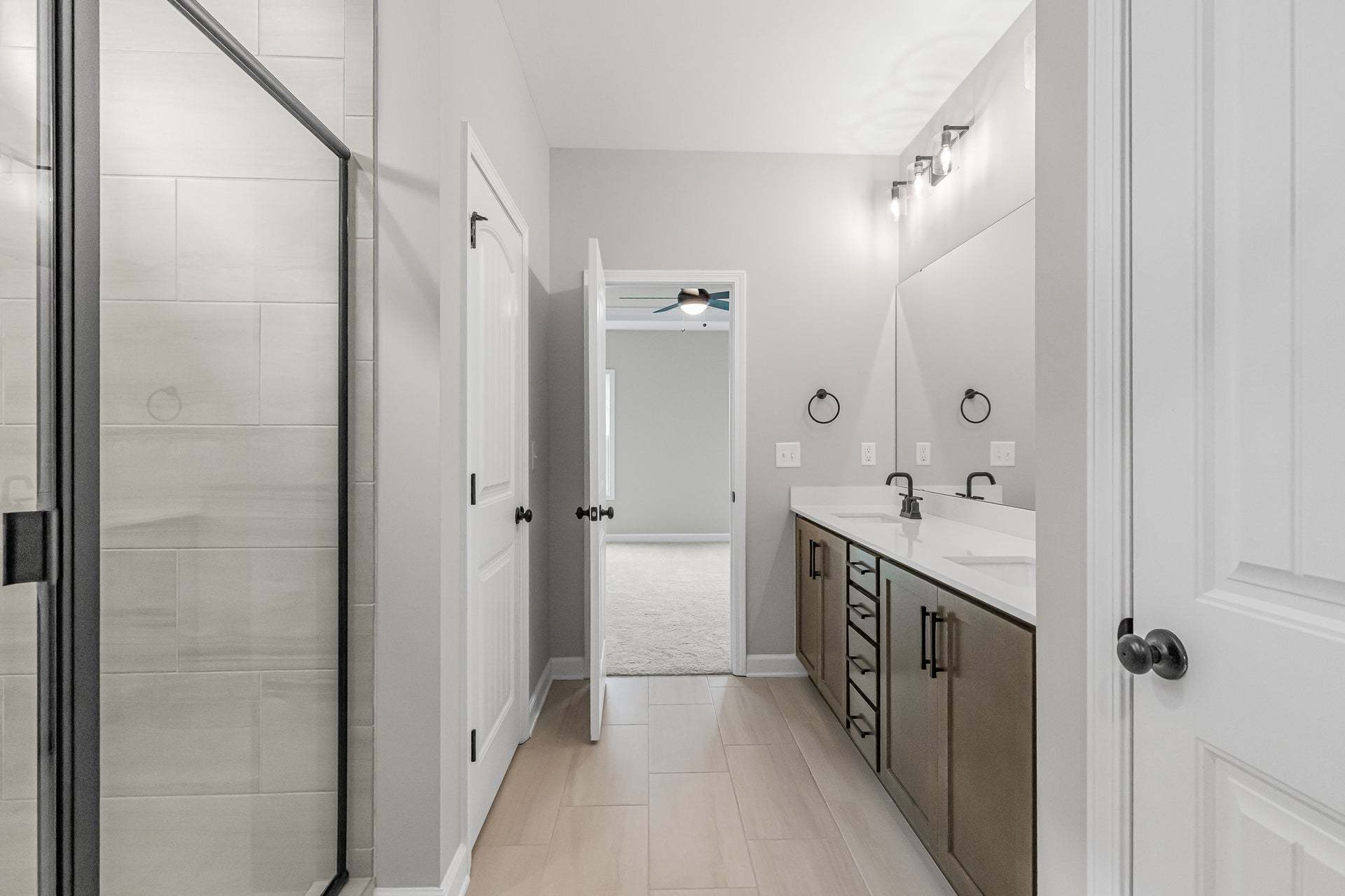 Tile Shower with Bench Option