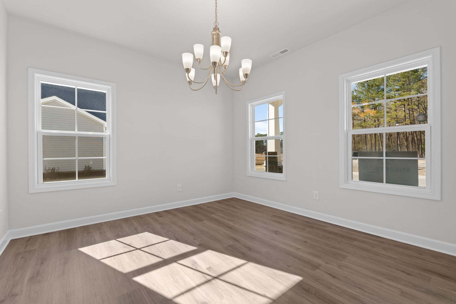 Formal Dining Room - No Trim Option