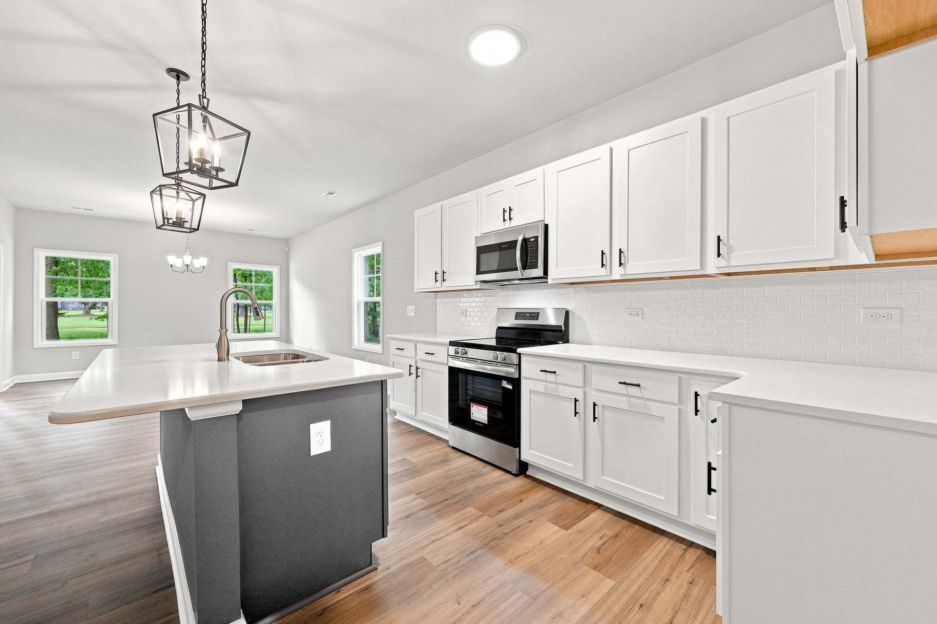 Kitchen with "Graphite" Accent Island