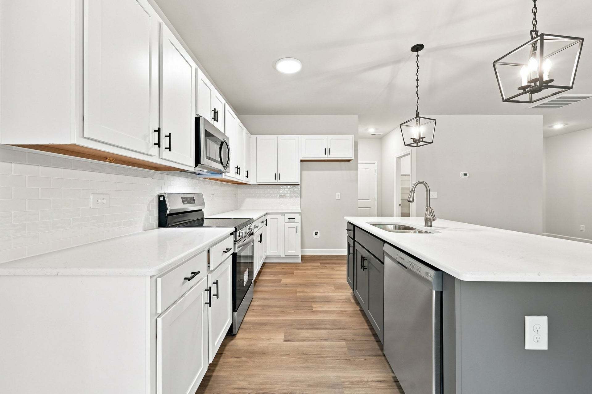 Kitchen with "Graphite" Accent Island