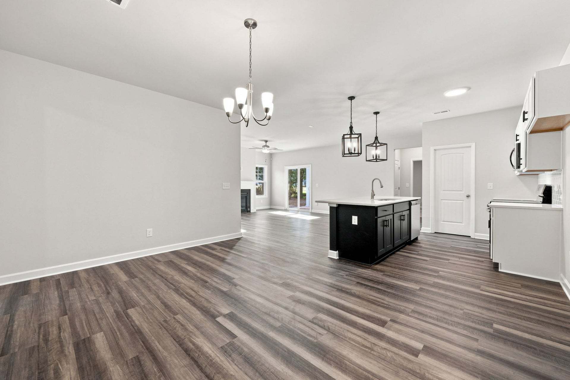 Kitchen With "Galaxy" Accent Island