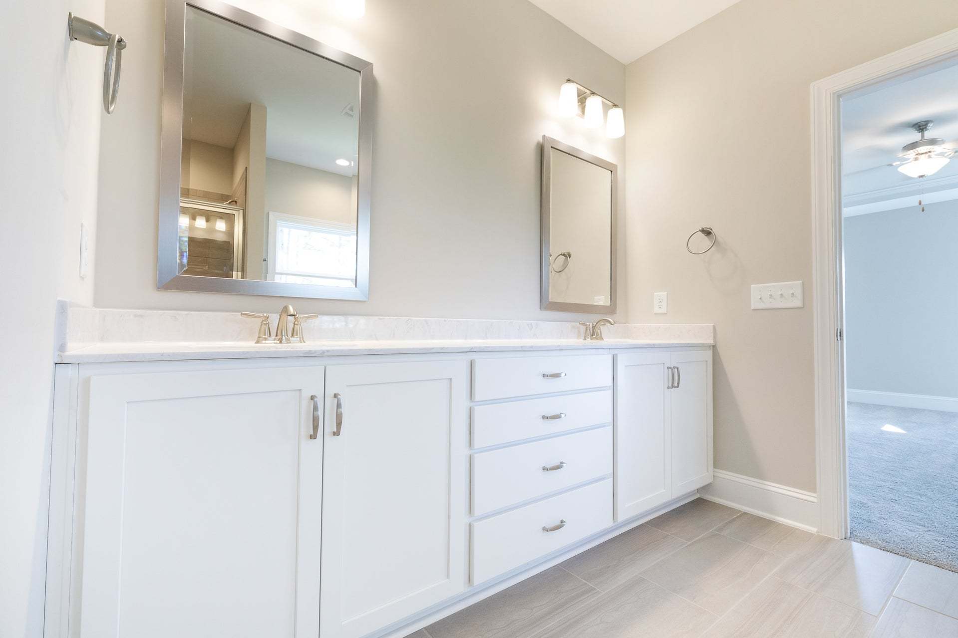 Vanity with Stacked Drawer Option
