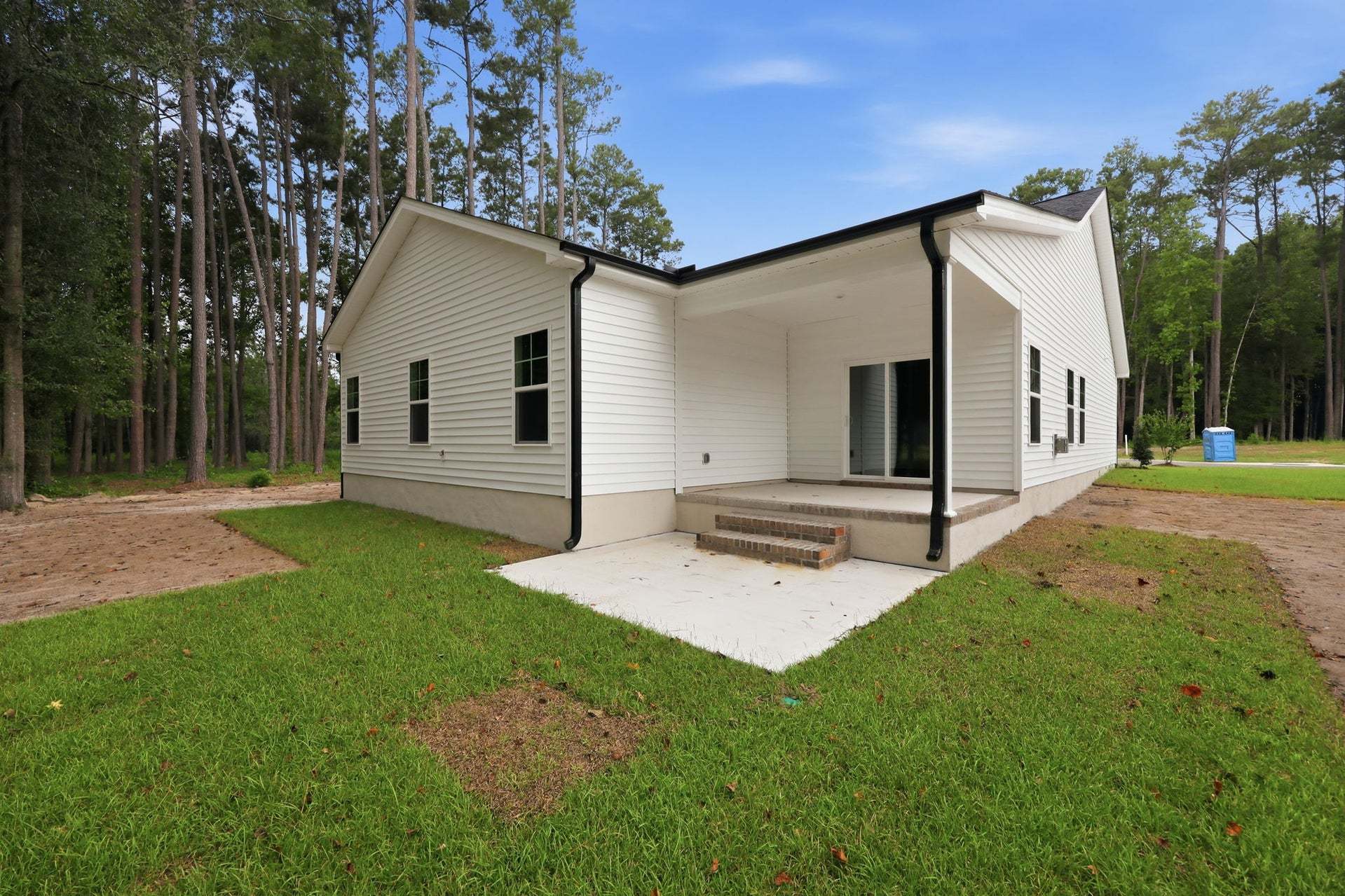 Rear Pation With Grill Patio