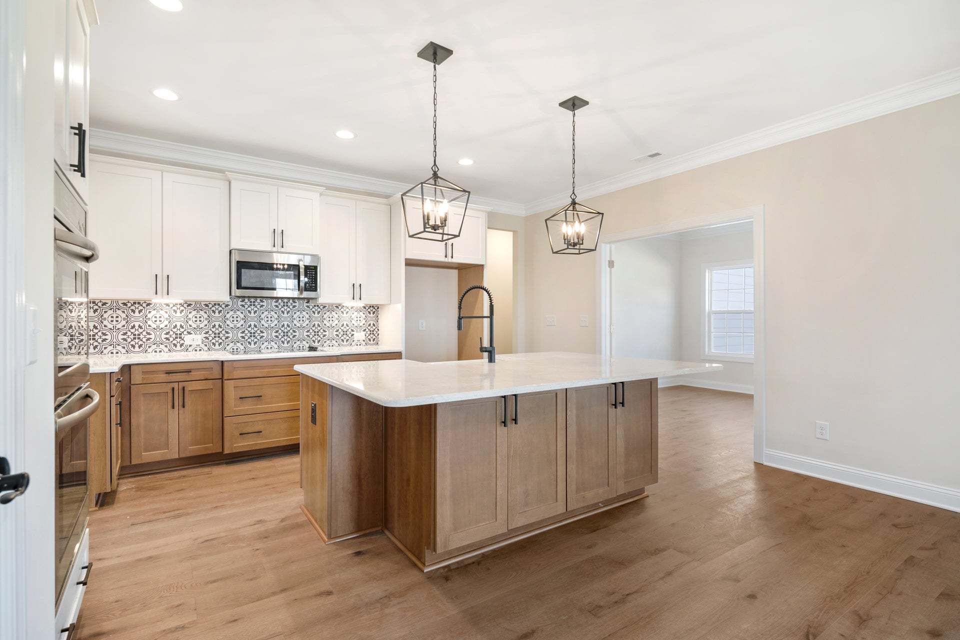 Gourmet kitchen layout