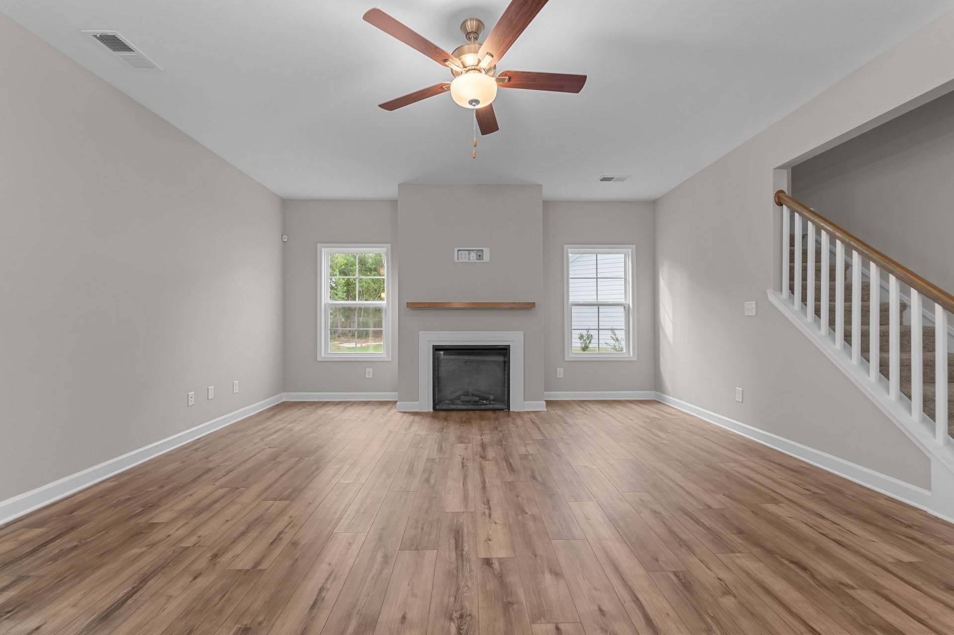 Fireplace with Floating Mantle Option