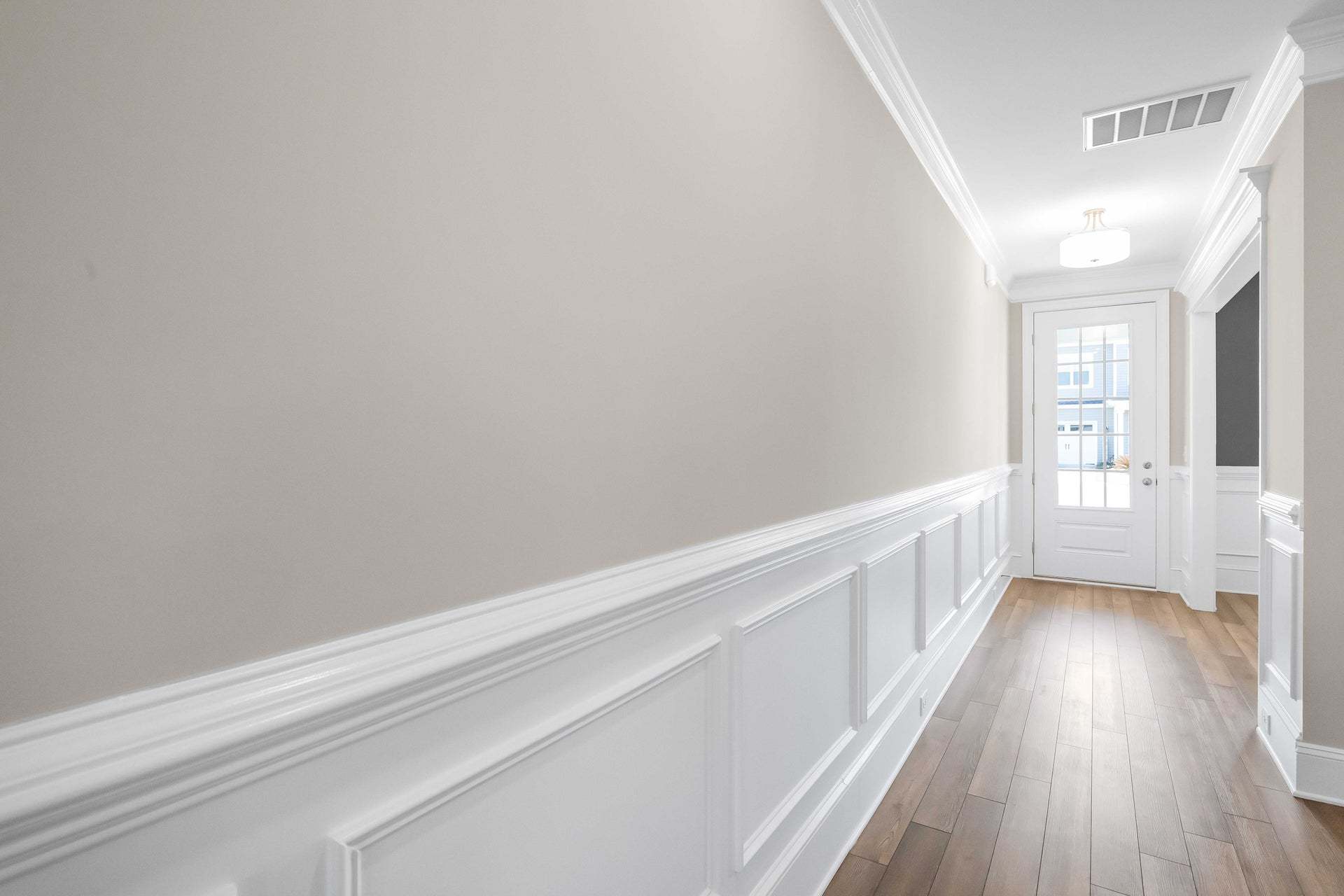 Wainscoting in Foyer Option