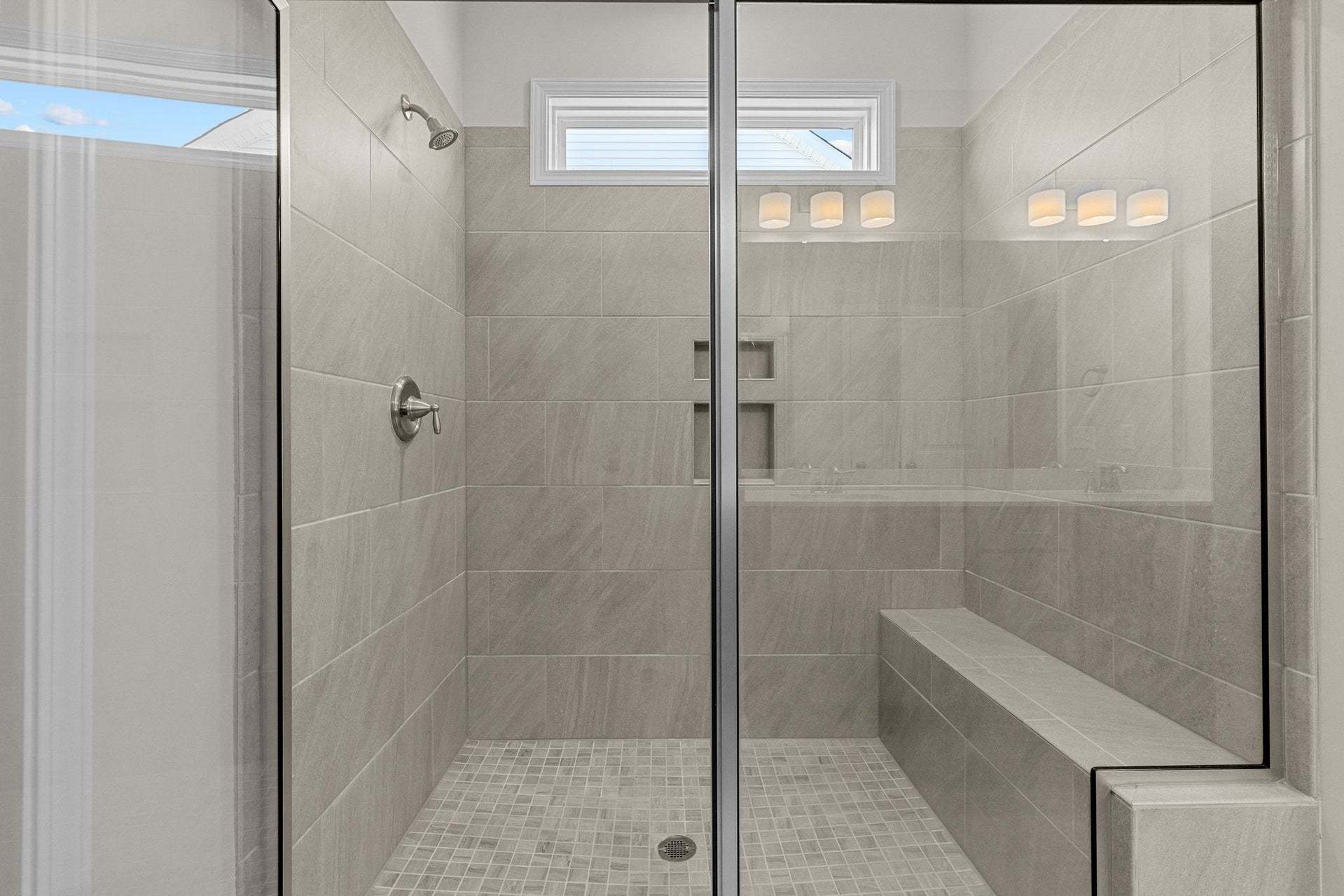 Tile Shower with Bench Option